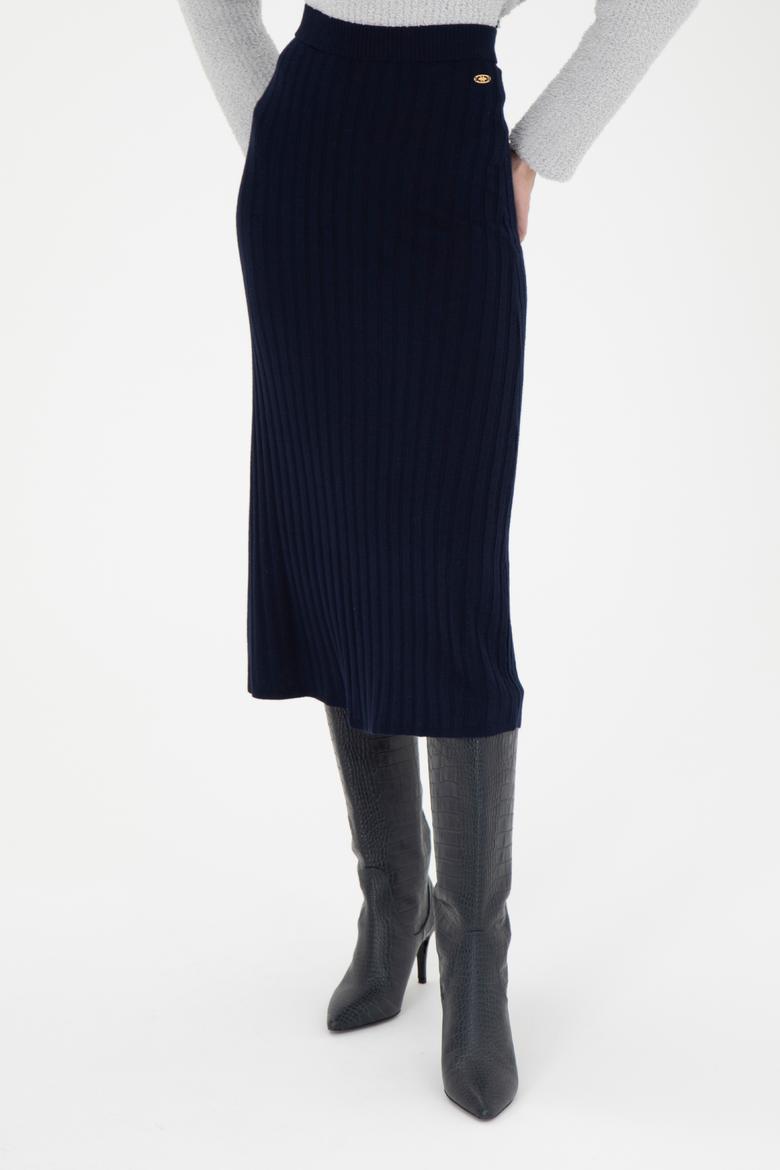 Kadın Lacivert Midi Boy Triko Etek - 50270462008