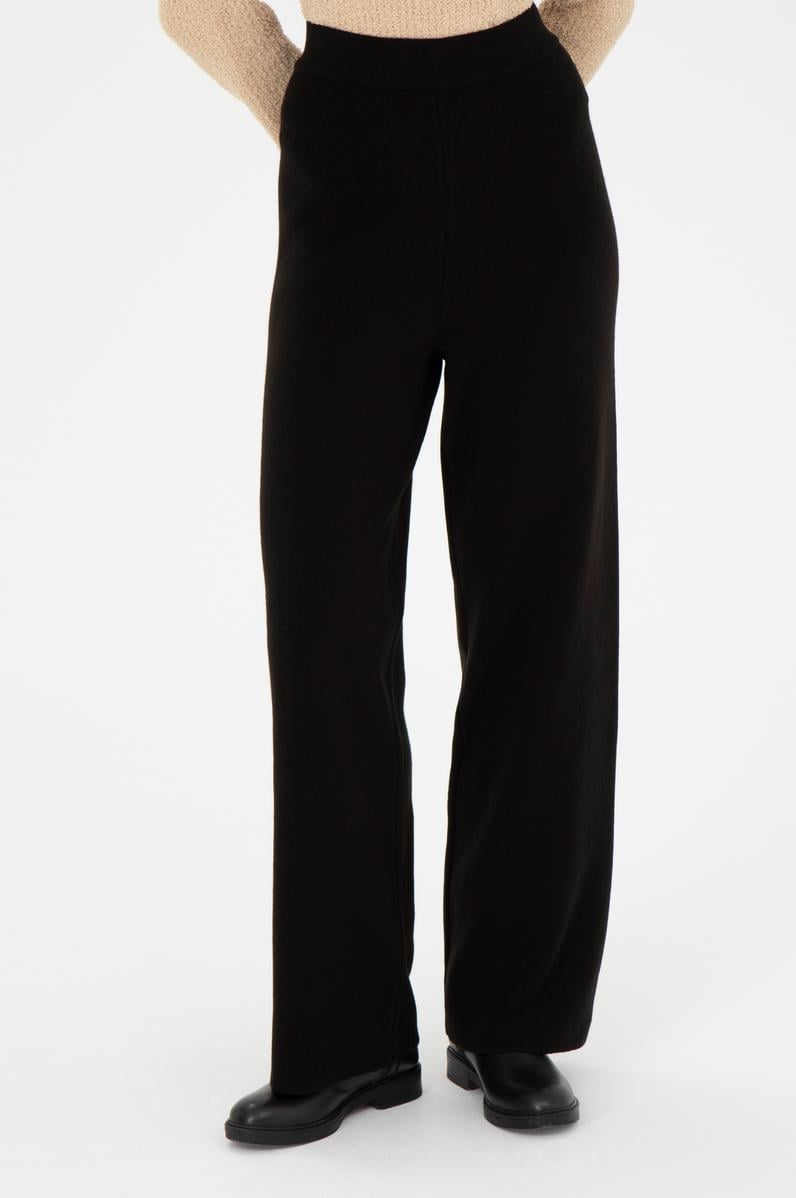 Kadın Siyah Triko Pantolon