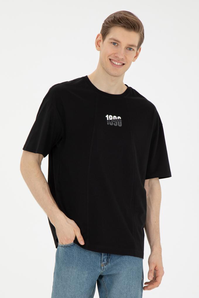 Erkek Comfort Fit Bisiklet Yaka Siyah Tişört