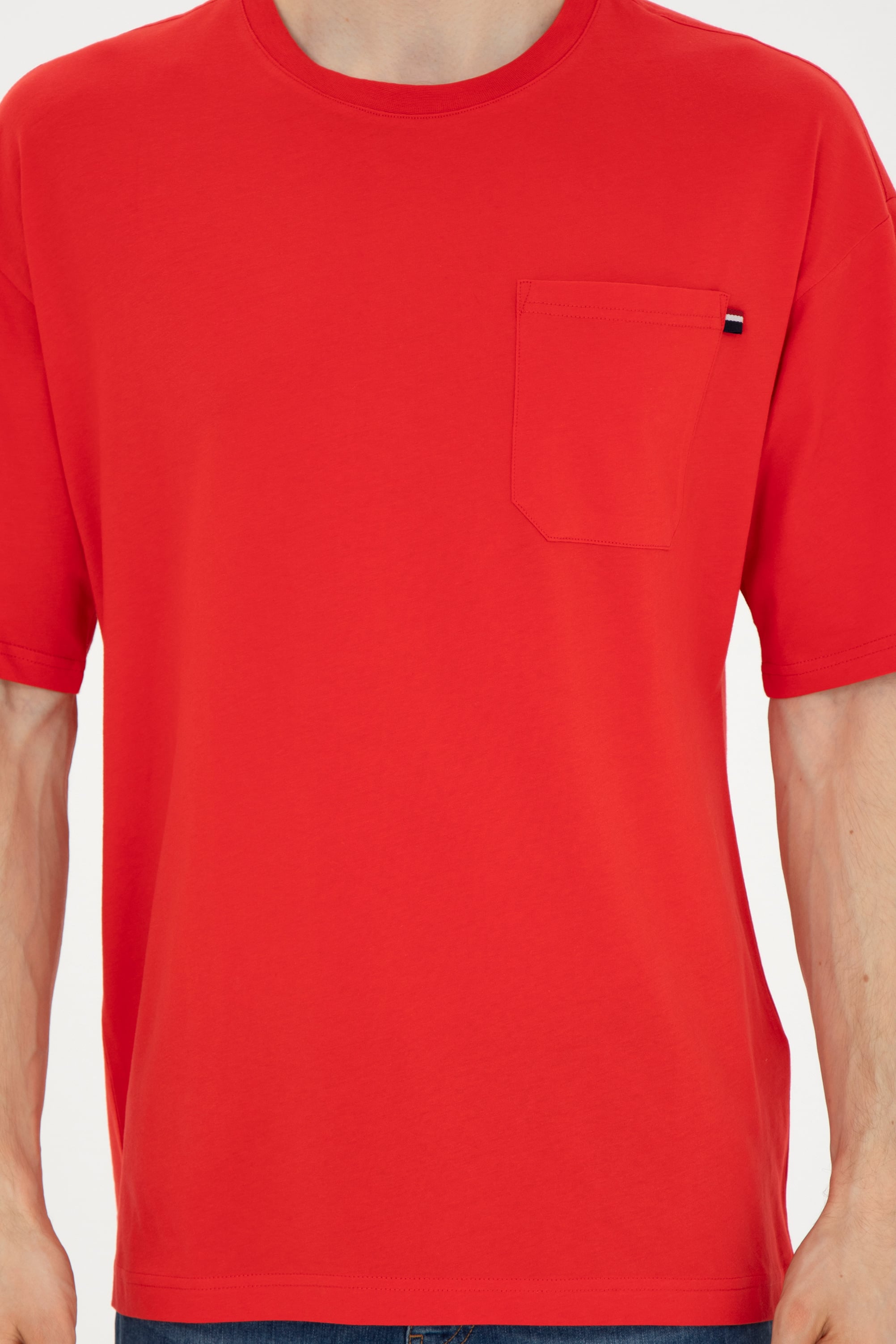 Erkek Comfort Fit Bisiklet Yaka Kırmızı Tişört