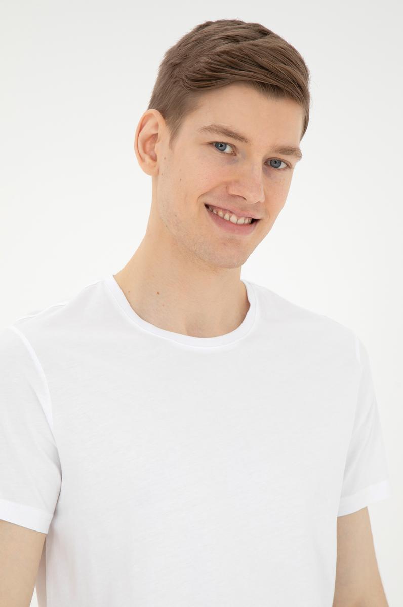 Erkek Regular Fit Bisiklet Yaka Beyaz Tişört