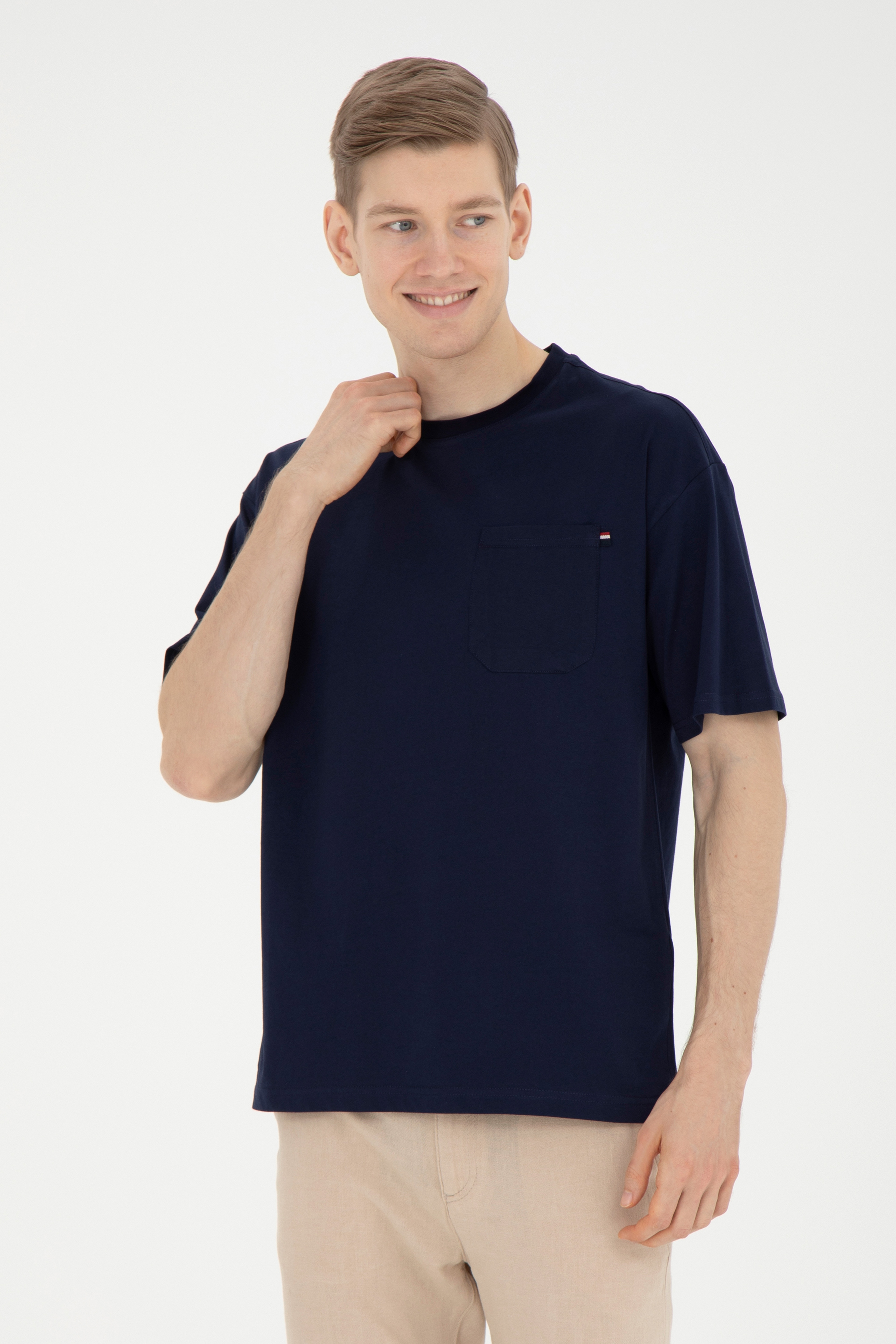 Erkek Comfort Fit Bisiklet Yaka Lacivert Tişört - Image 1