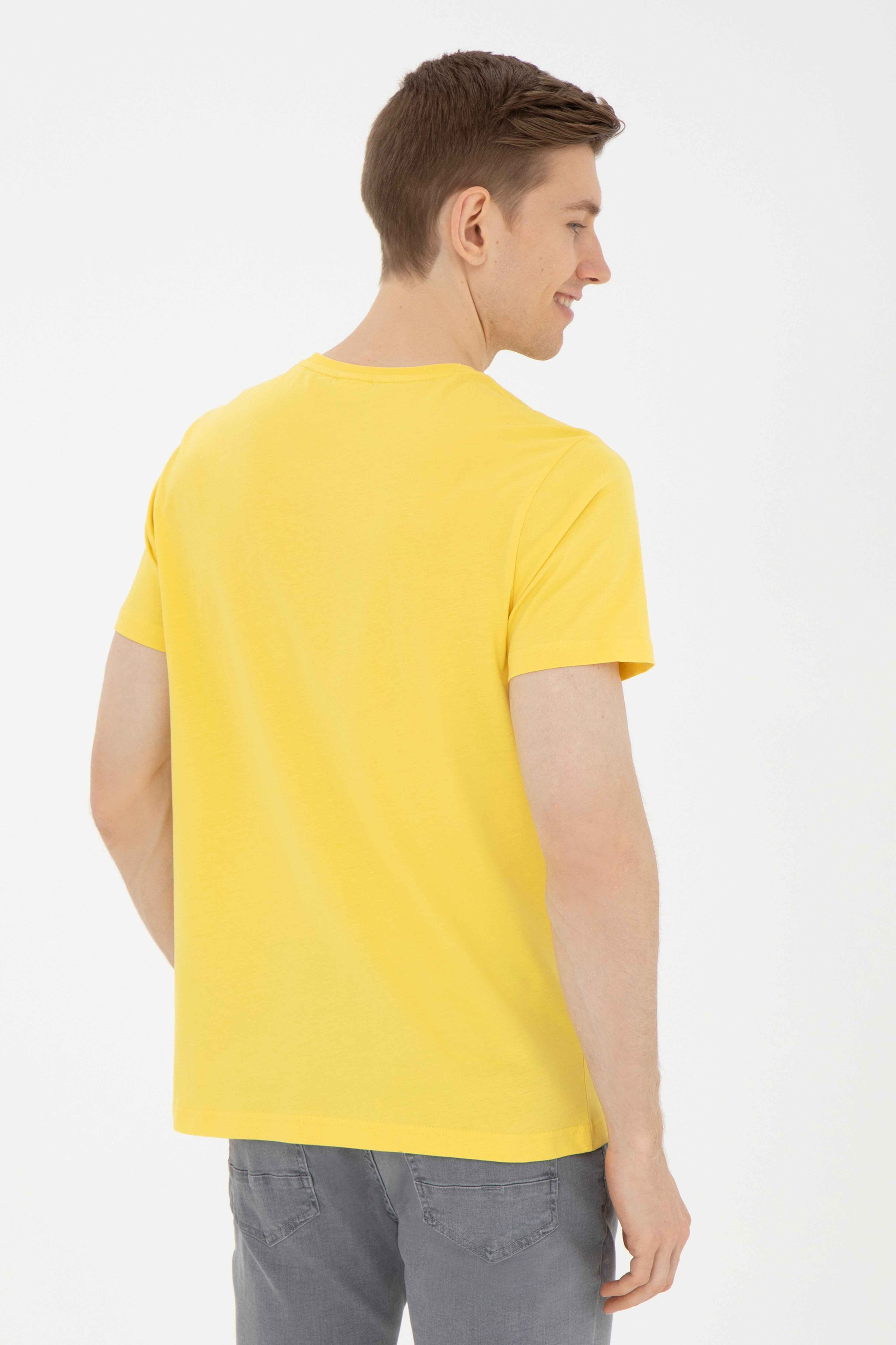 Erkek Regular Fit Bisiklet Yaka Sarı Tişört - Image 5