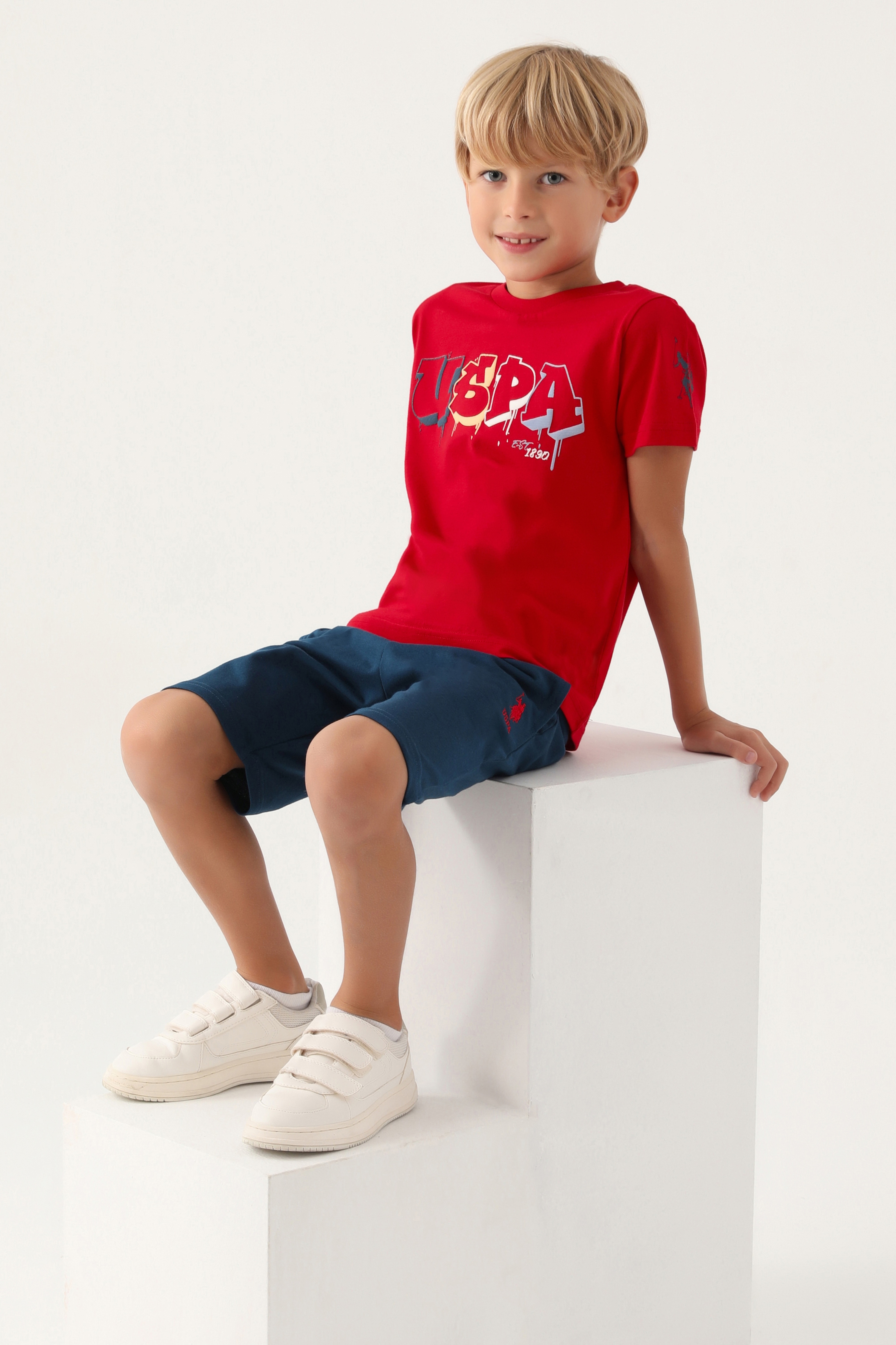 Erkek Çocuk Kırmızı Pijama Takımı - Image 2