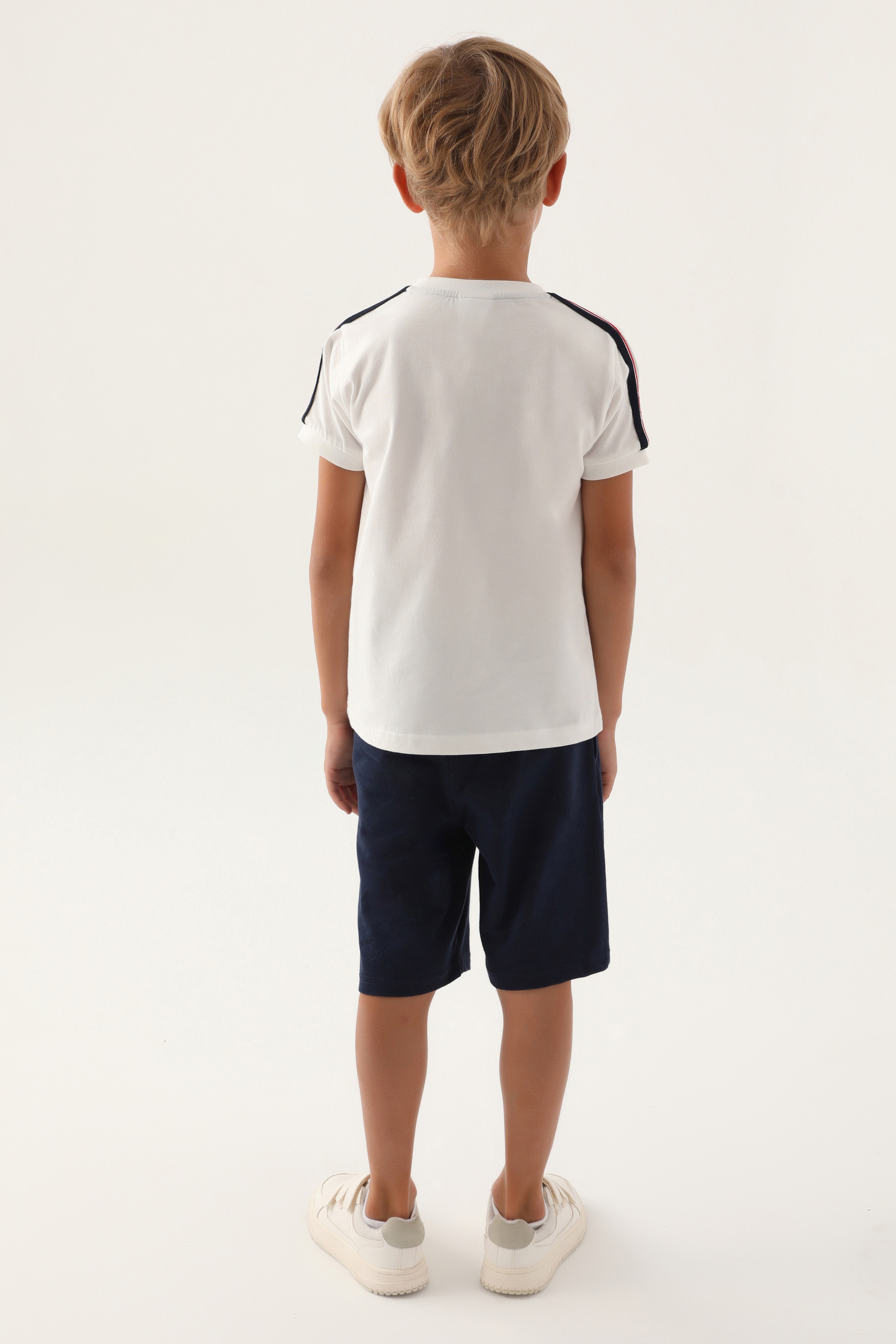 Erkek Çocuk Krem Pijama Takımı - Image 4