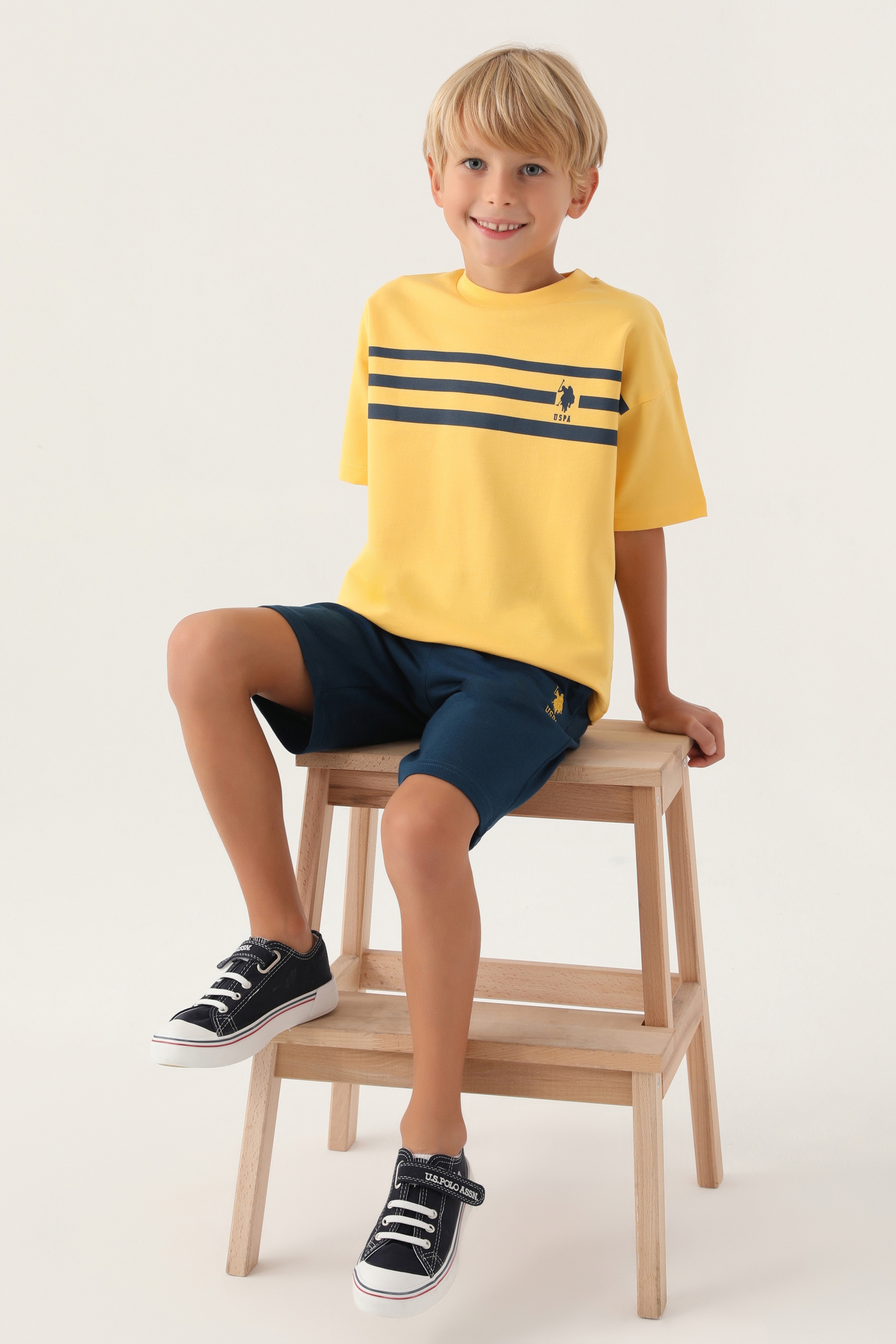 Erkek Çocuk Sarı Pijama Takımı - Image 1