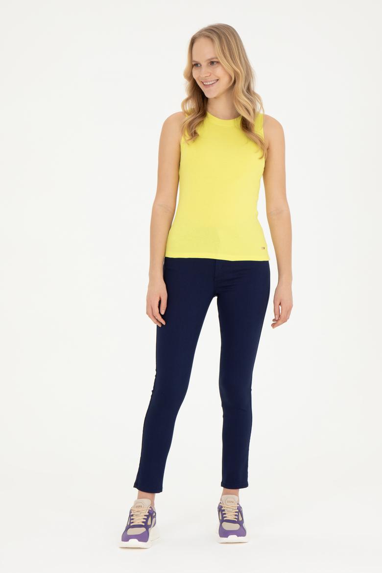 Kadın Fıstık Yeşili Bisiklet Yaka Kolsuz Tişört - 50285852021