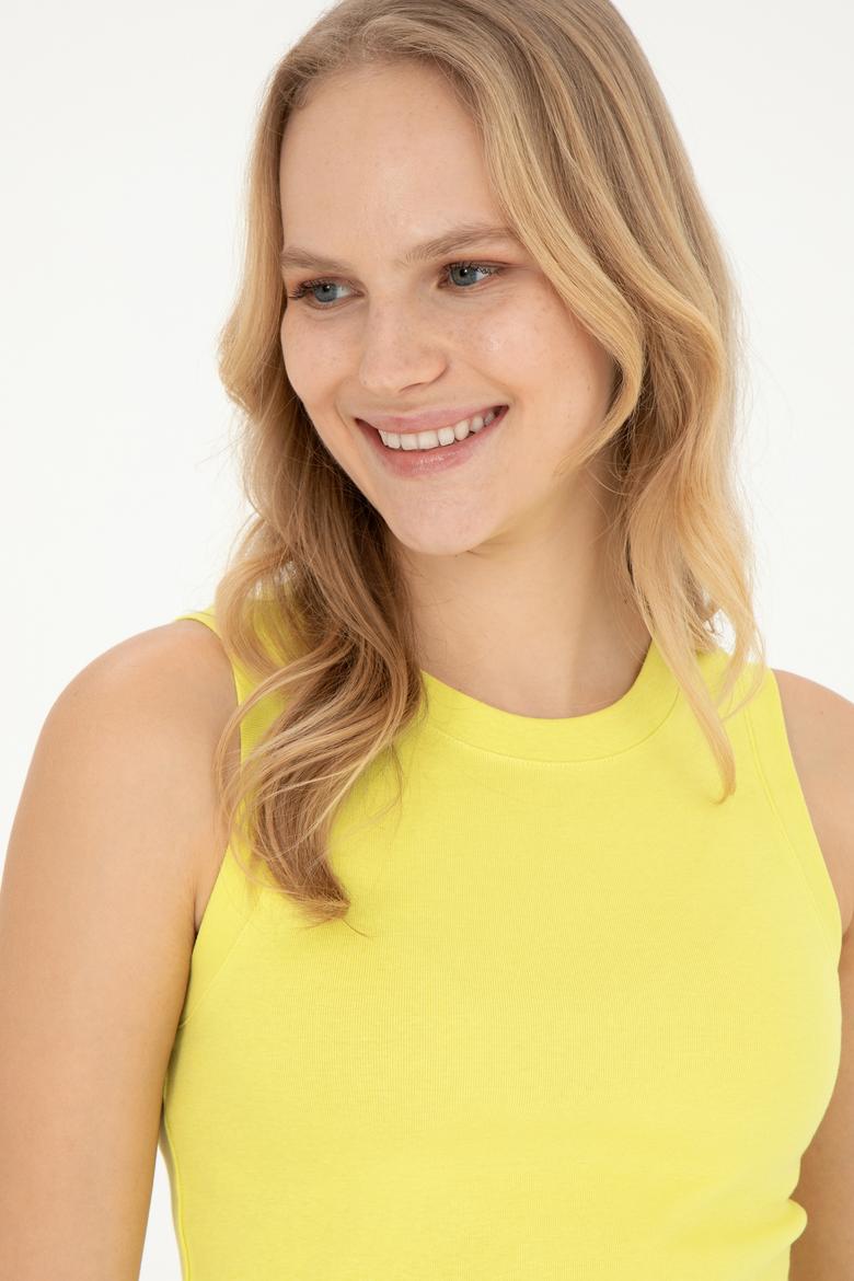 Kadın Fıstık Yeşili Bisiklet Yaka Kolsuz Tişört - 50285852021