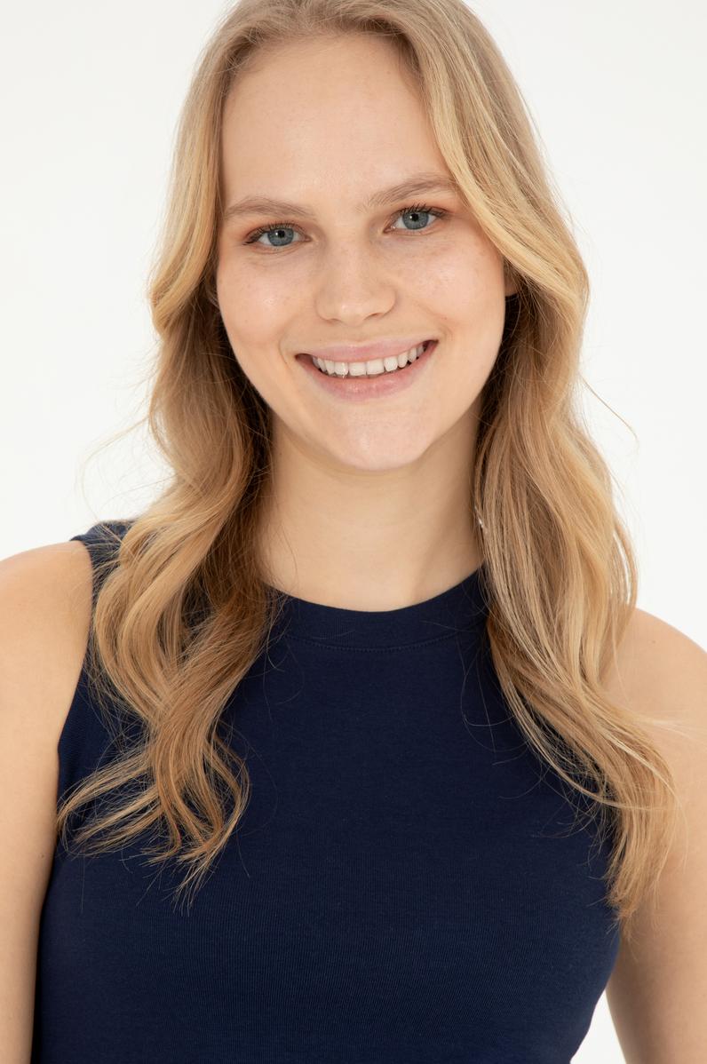 Kadın Lacivert Bisiklet Yaka Kolsuz Tişört