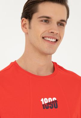 Erkek Comfort Fit Bisiklet Yaka Kırmızı Tişört - 50287049046