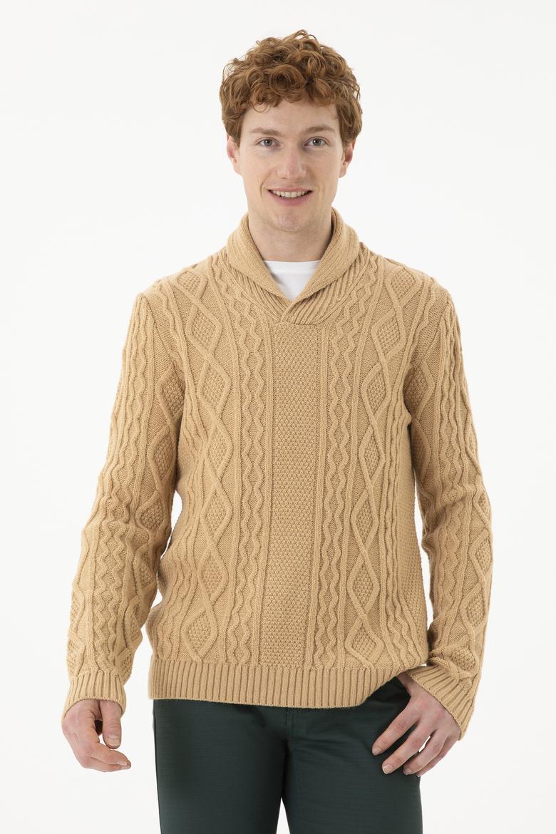 Erkek Kum Melanj V Yaka Kazak