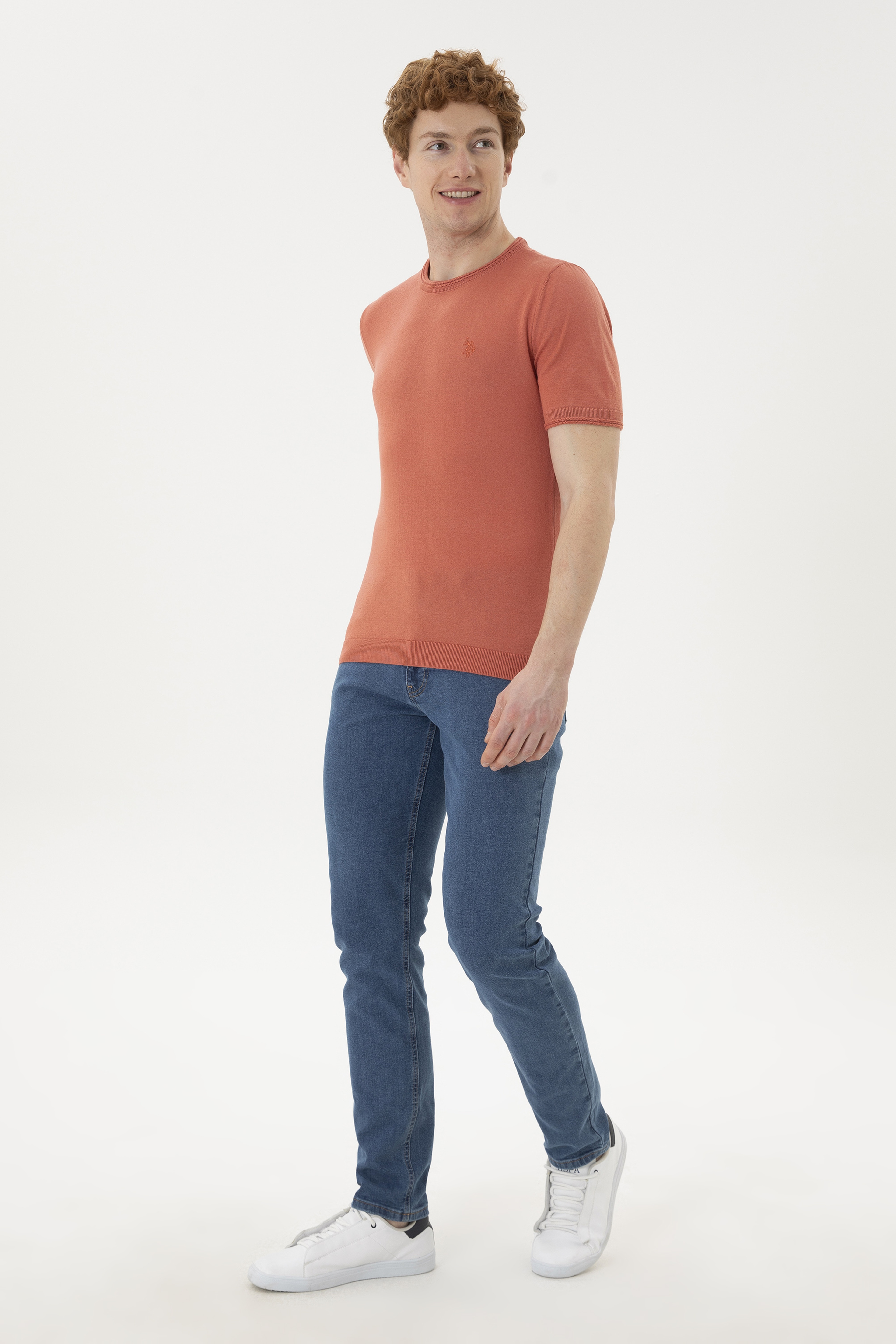 Erkek Slim Fit Bisiklet Yaka Pudra Kazak - Image 4