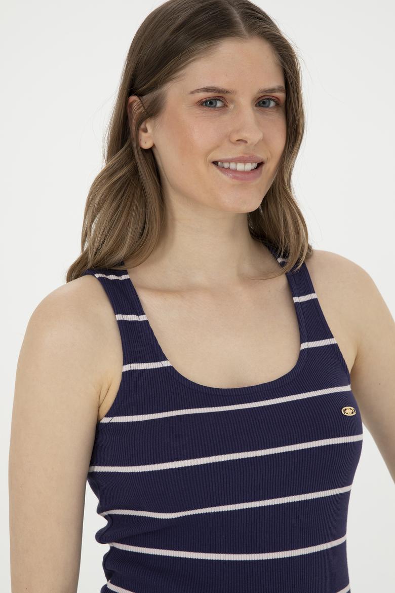 Kadın Lacivert Bisiklet Yaka Tişört - 50262558003