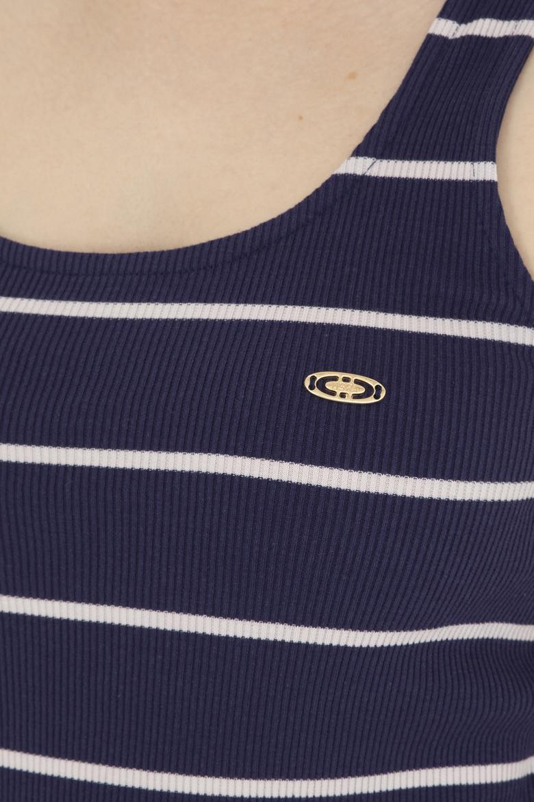 Kadın Lacivert Bisiklet Yaka Tişört - 50262558003