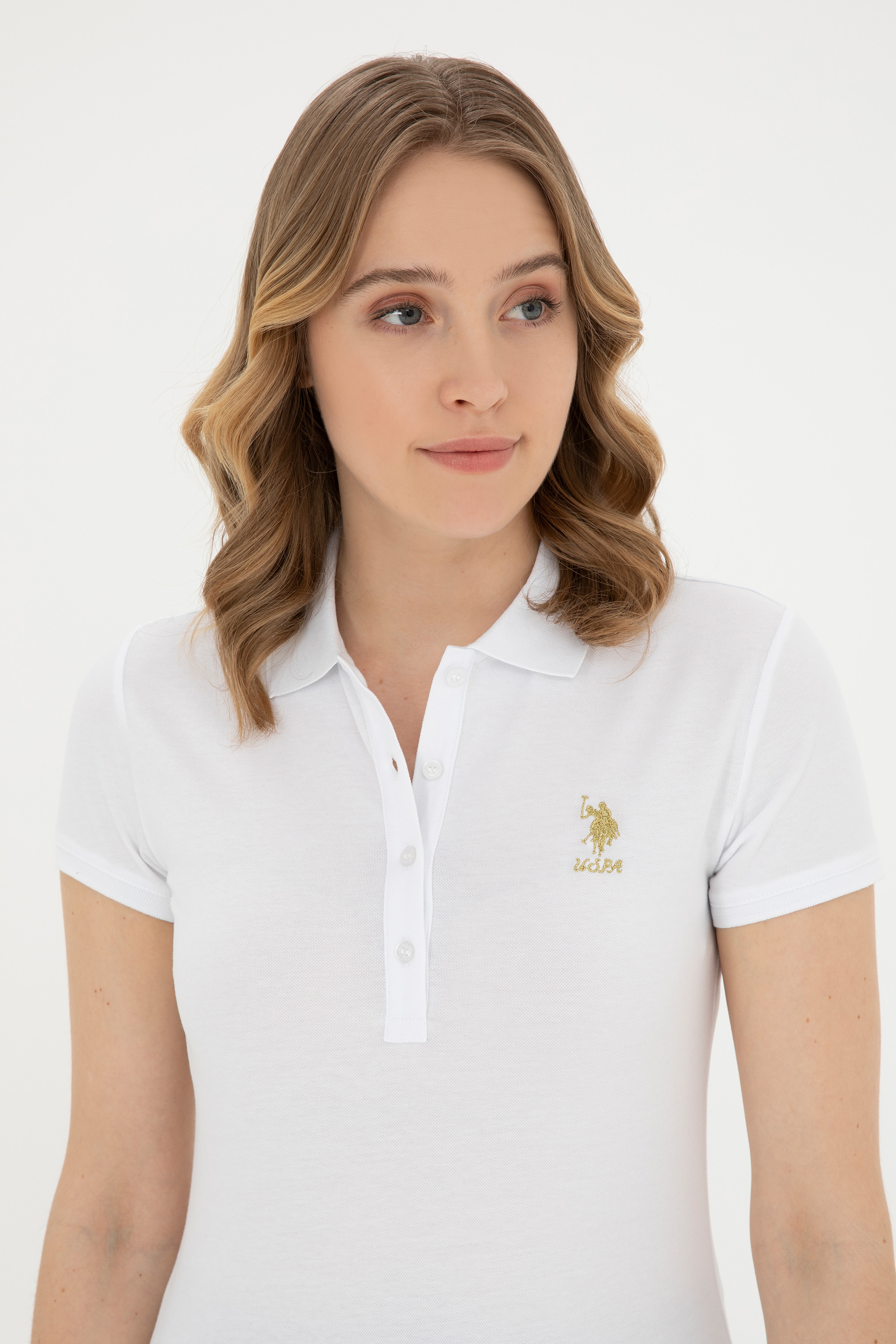 Kadın Beyaz Basic Polo Yaka Tişört - Image 2