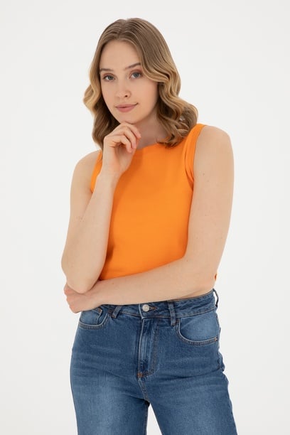 Kadın Turuncu Bisiklet Yaka Crop Basic Tişört