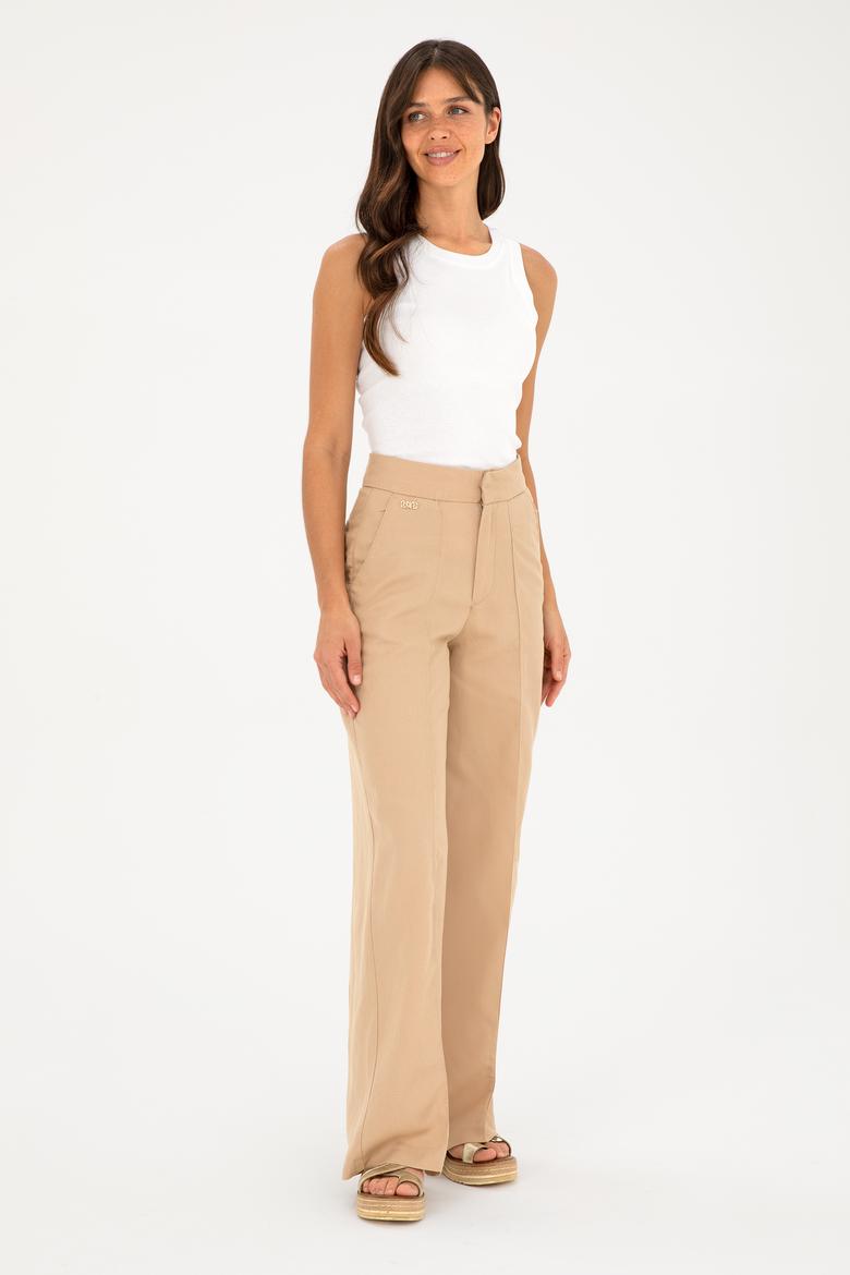 Kadın Beyaz Bisiklet Yaka Kolsuz Basic Tişört - 50280072003