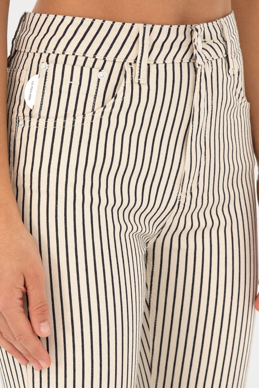Kadın Beyaz Çizgili Straight Fit Jean Pantolon