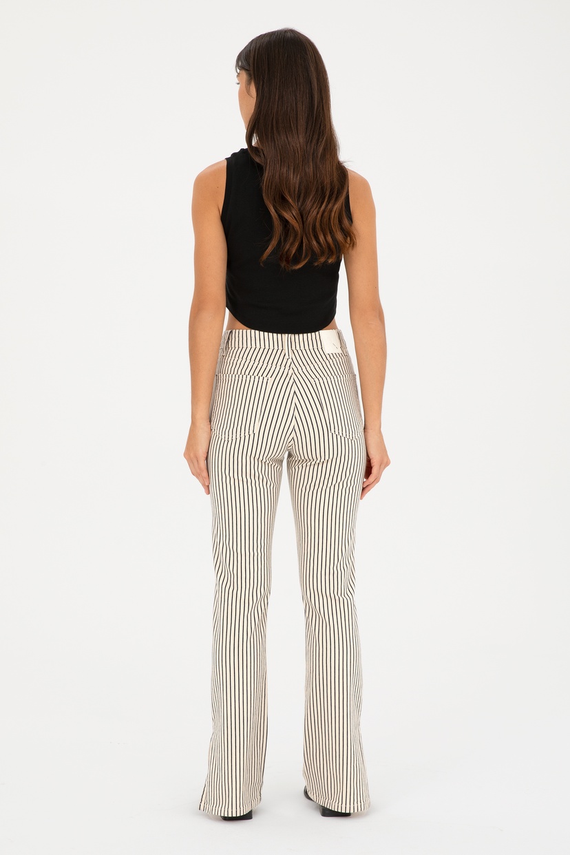 Kadın Beyaz Çizgili Straight Fit Jean Pantolon