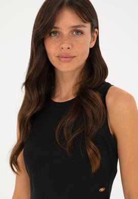 Kadın Siyah Bsiklet Yaka Crop Basic Tişört - 50288570015