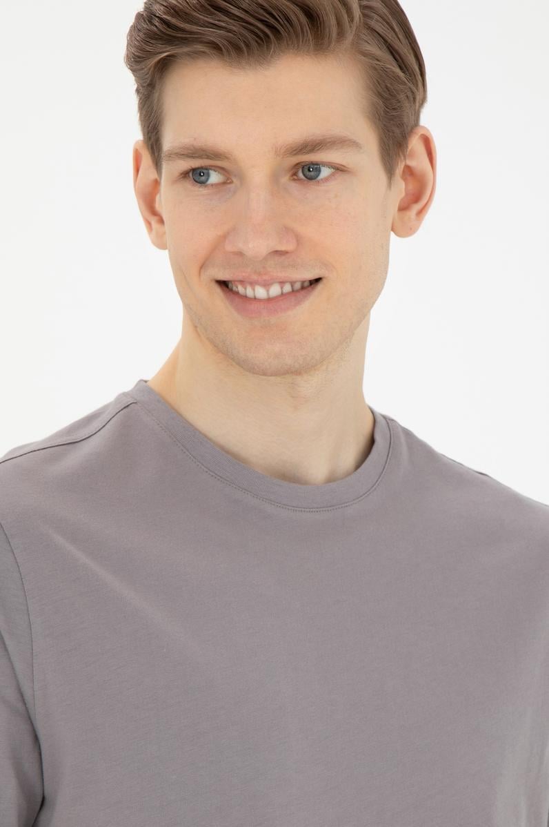 Erkek Gri Basic Tişört