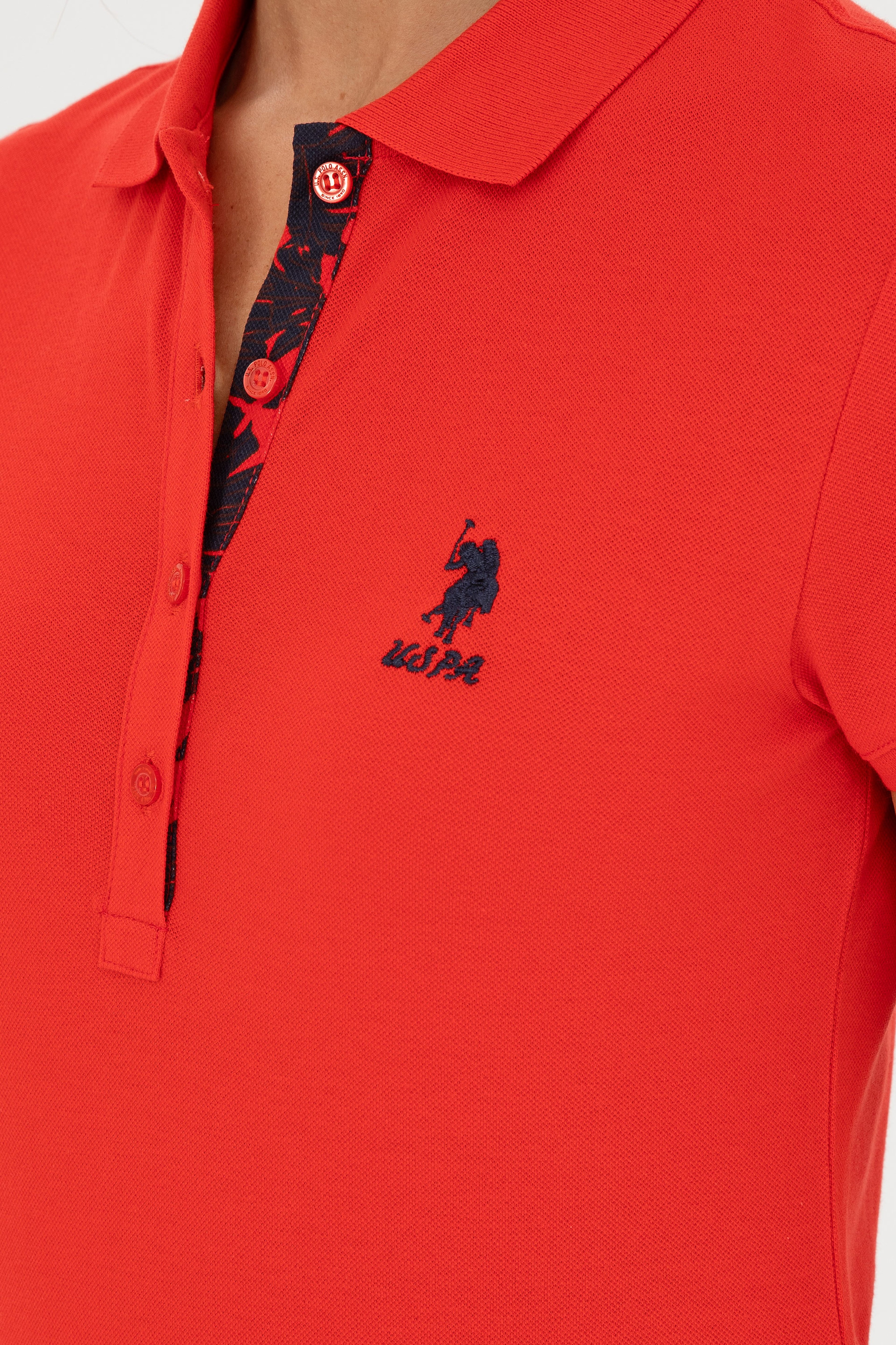 Kadın Kırmızı Basic Polo Yaka Tişört - Image 7