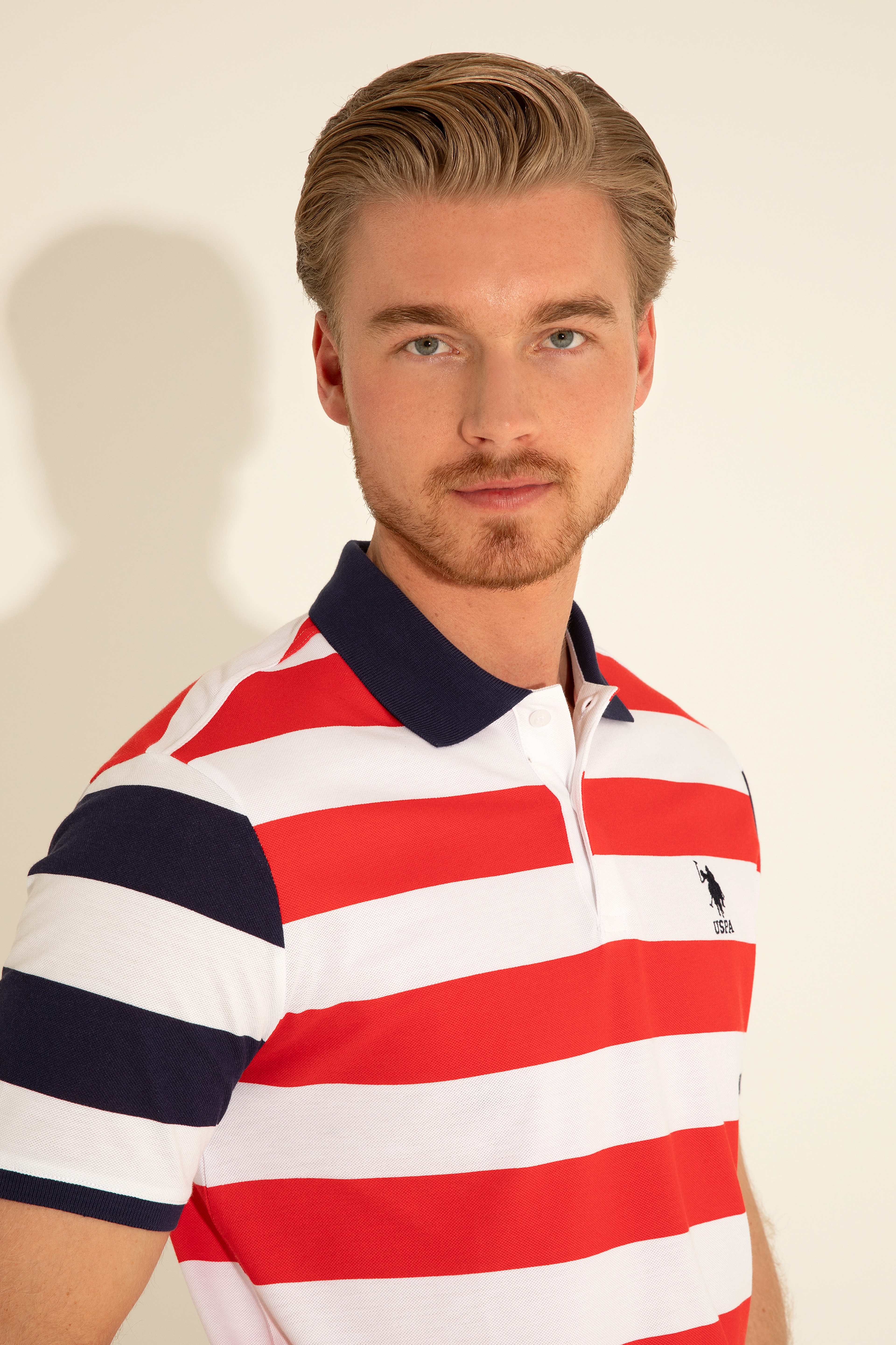 Erkek Regular Fit Polo Yaka Kırmızı Tişört - Image 3