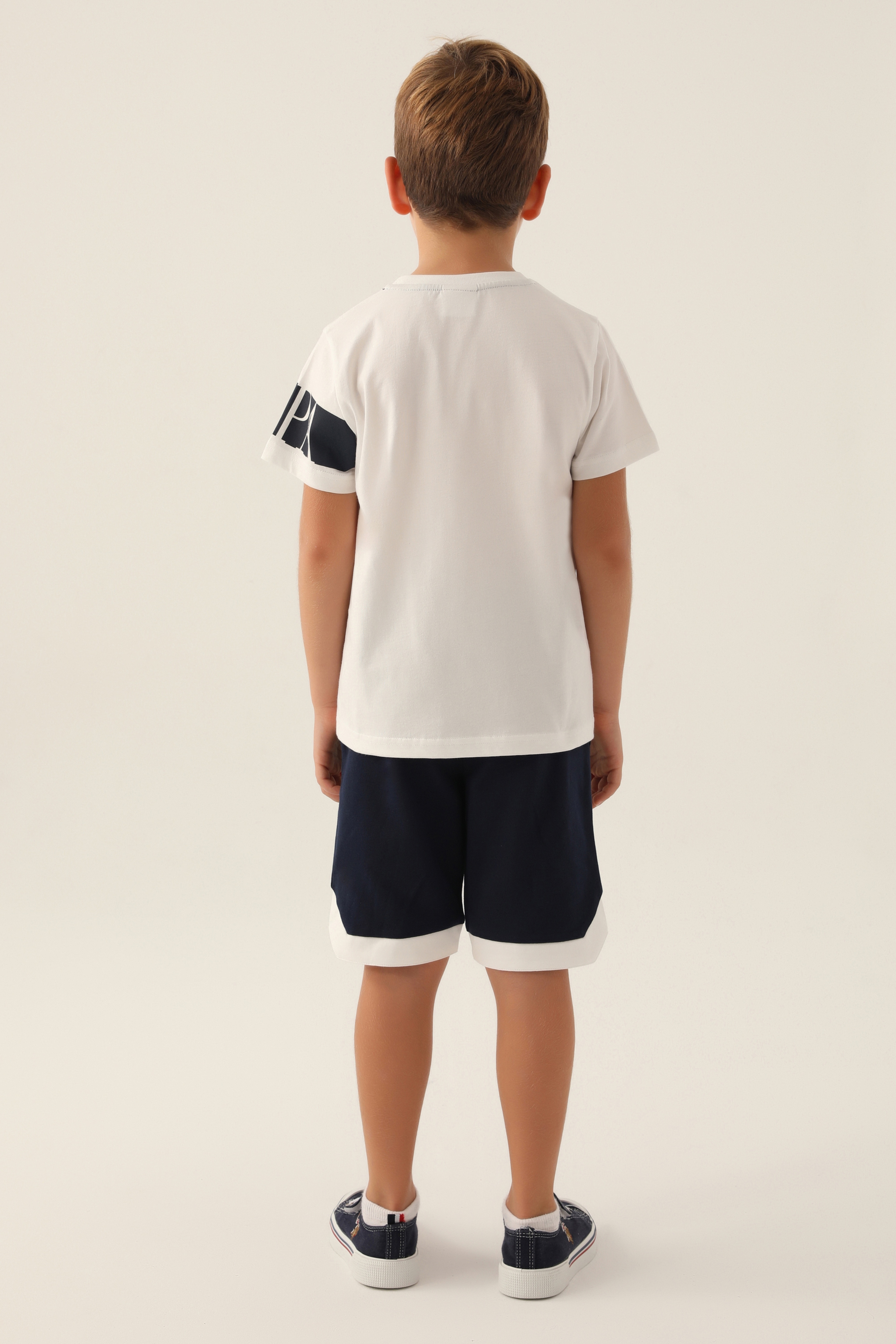 Erkek Çocuk Krem Pijama Takımı - Image 4