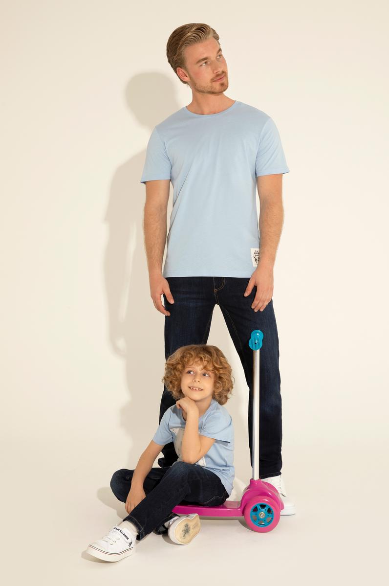 Erkek Regular Fit Bisiklet Yaka Açık Mavi Tişört