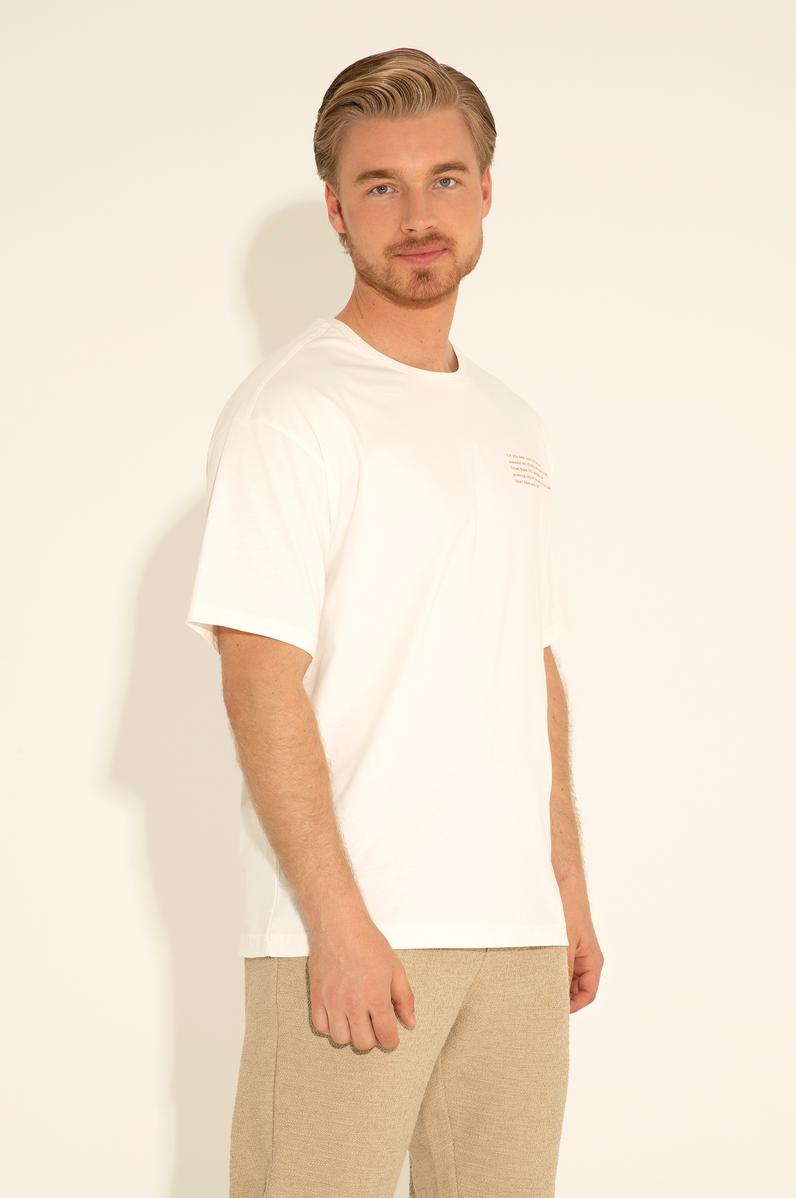 Erkek Comfort Fit Bisiklet Yaka Ekru Tişört