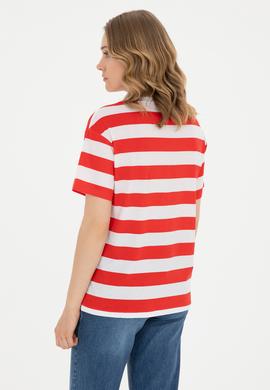 Kadın Kırmızı Bisiklet Yaka Tişört - 50285851001