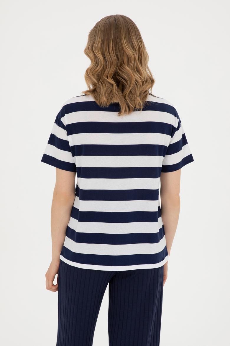 Kadın Lacivert Bisiklet Yaka Tişört - 50285851011