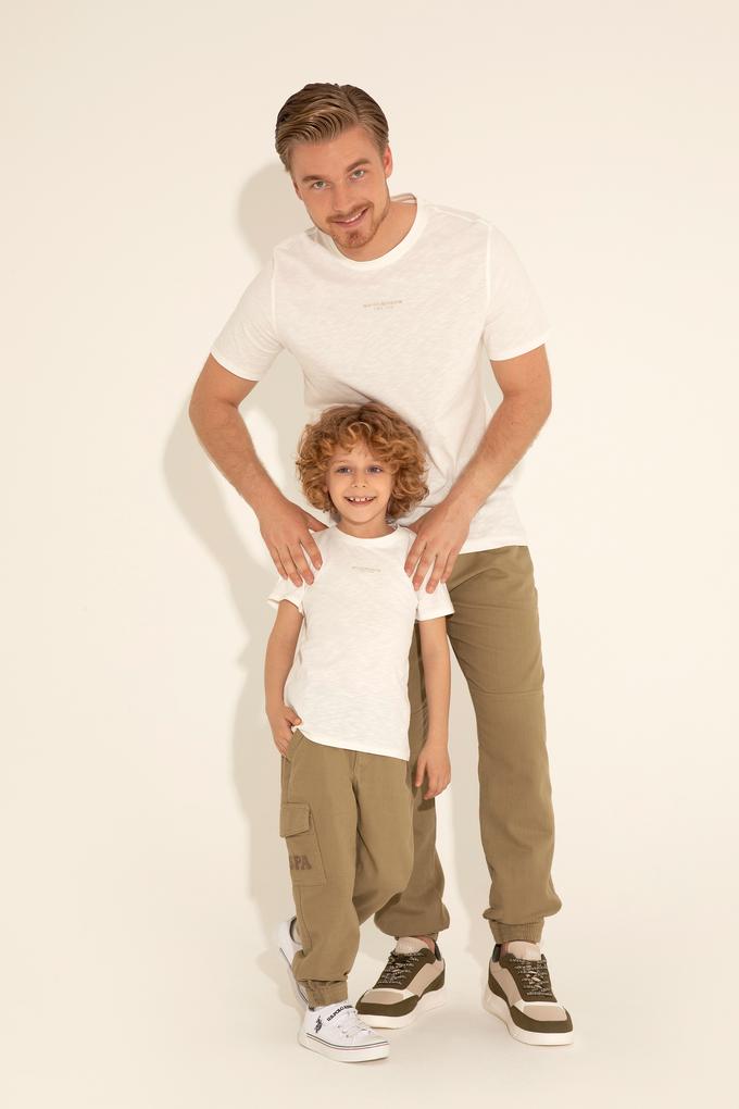 Erkek Çocuk Ekru Bisiklet Yaka Tişört