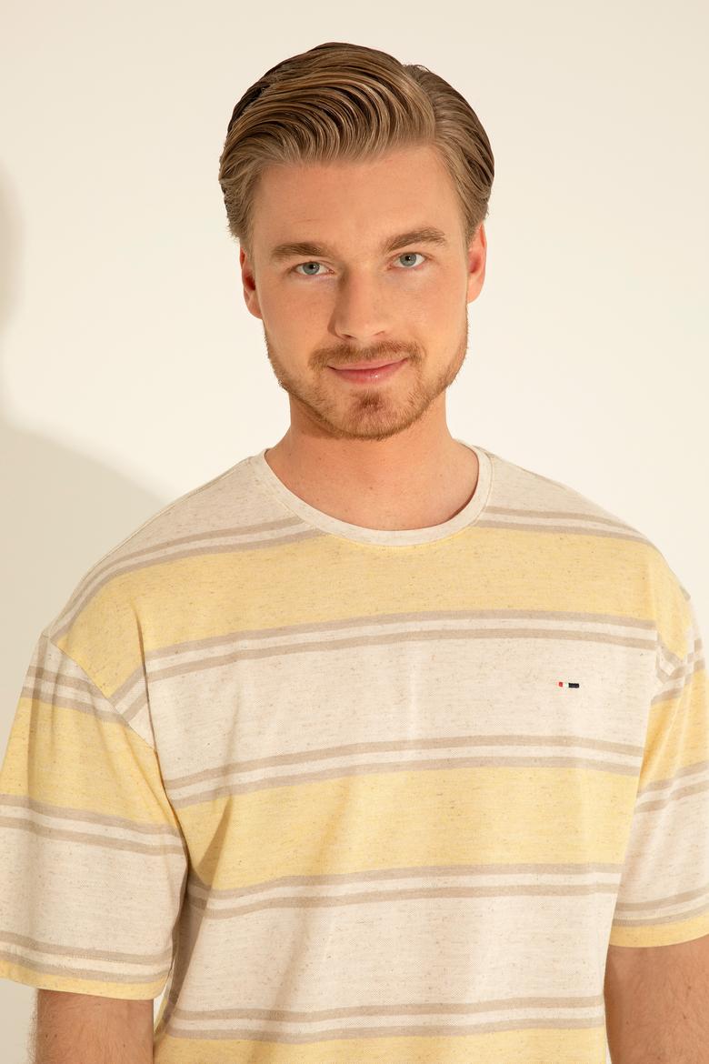 Erkek Comfort Fit Bisiklet Yaka Safran Tişört - 50282106081