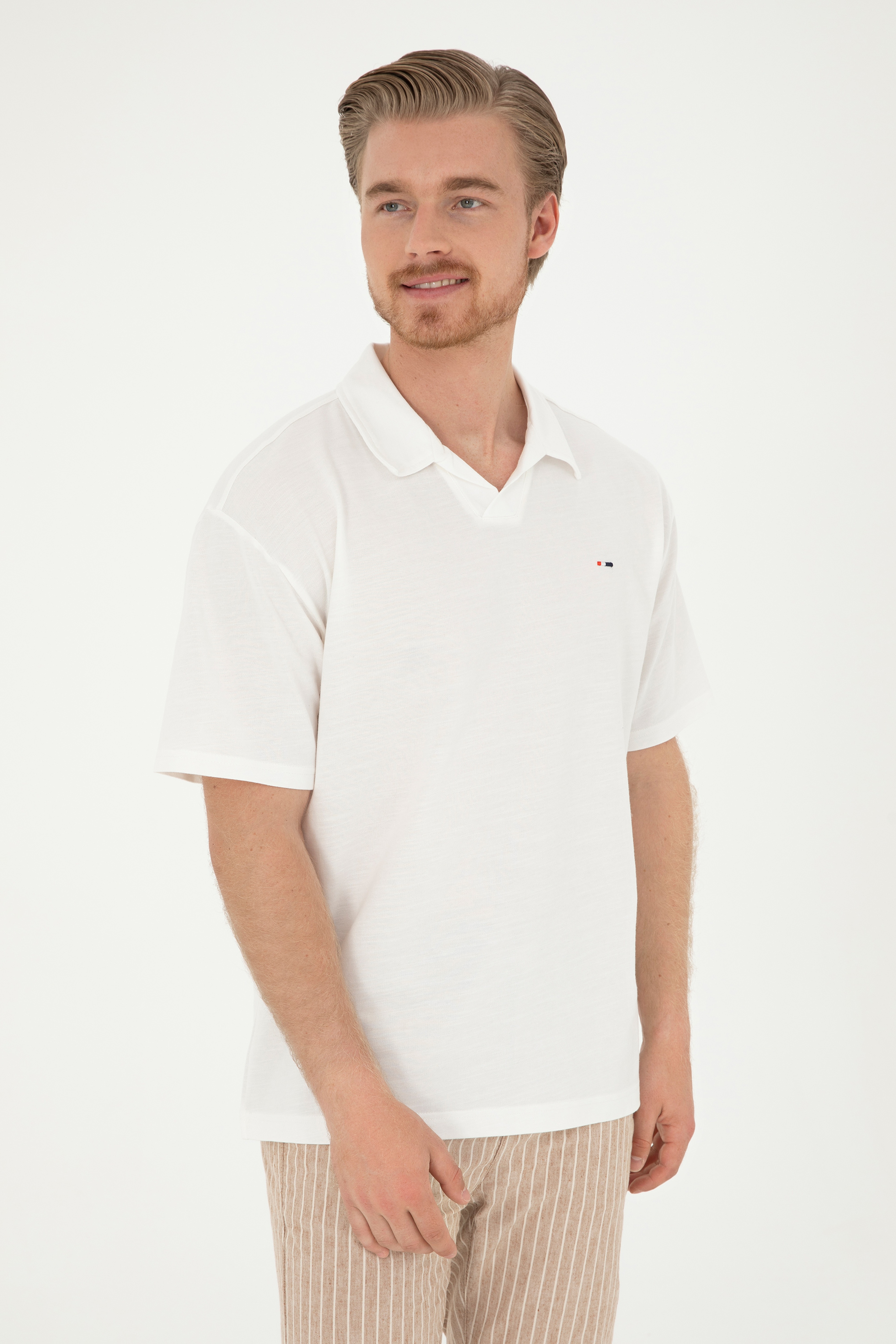 Erkek Comfort Fit Polo Yaka Ekru Tişört - Image 3