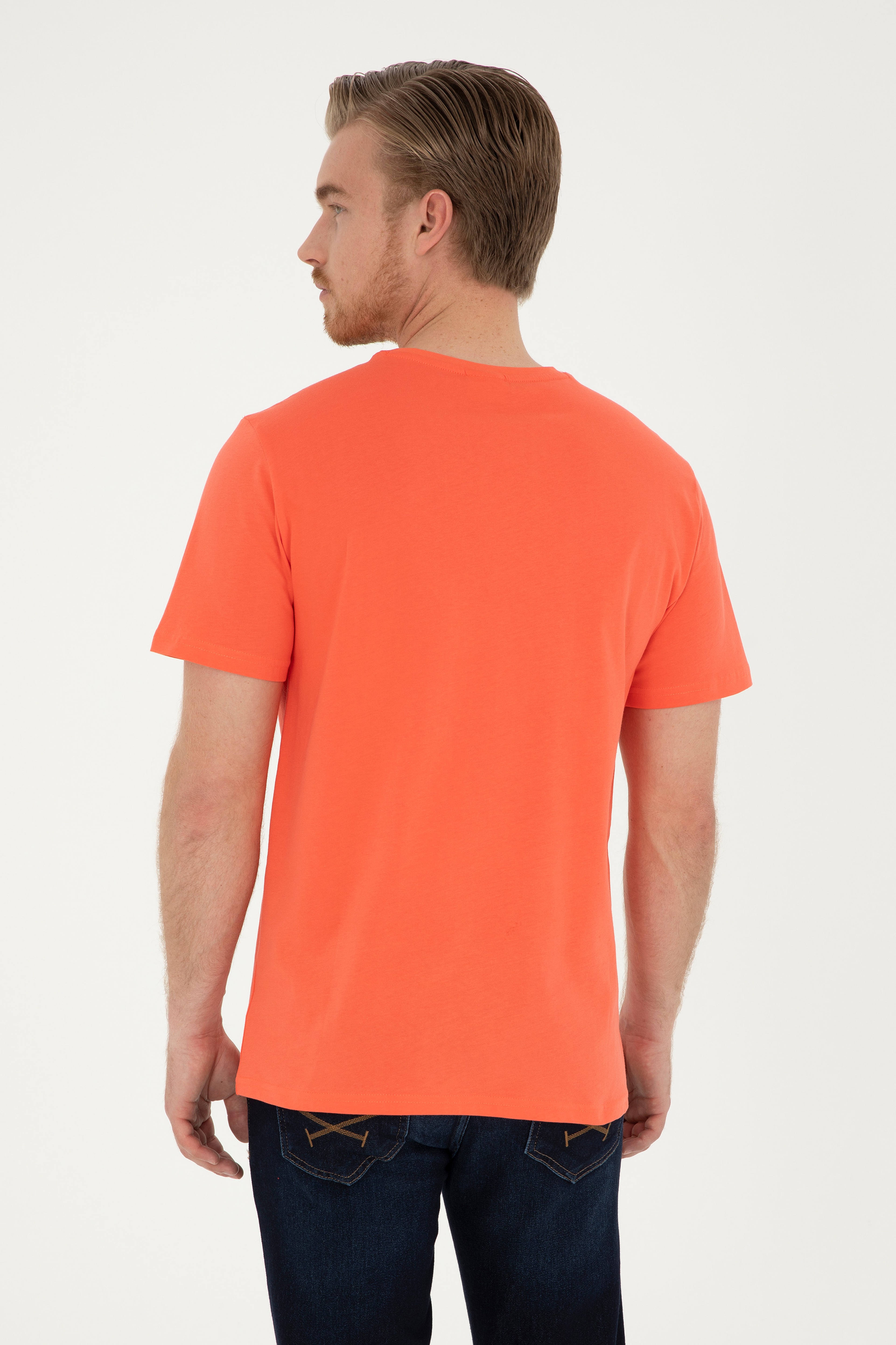 Erkek Regular Fit Bisiklet Yaka Nar Çiçeği Basic Tişört