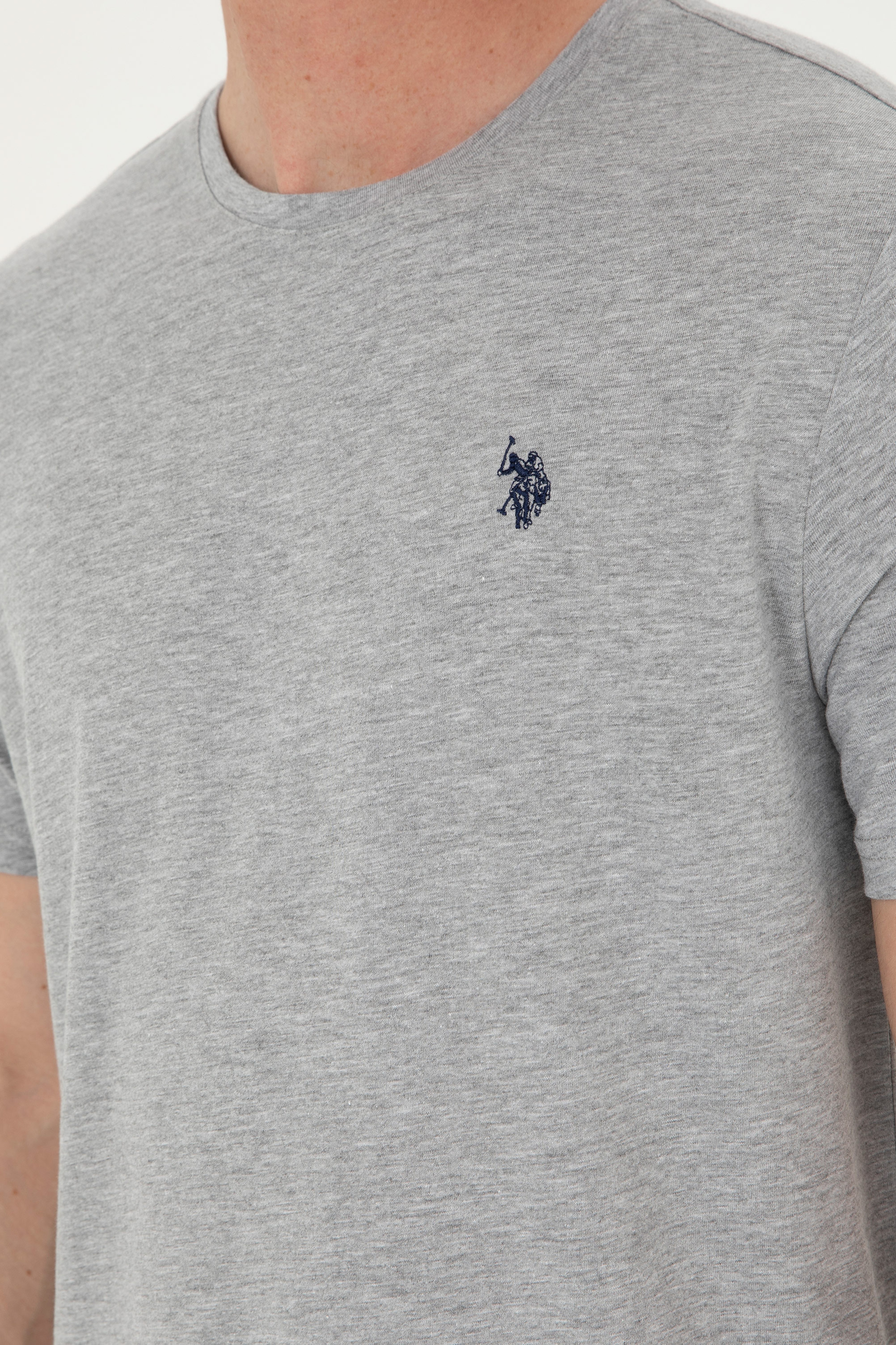 Erkek Regular Fit Bisiklet Yaka Gri Melanj Basic Tişört