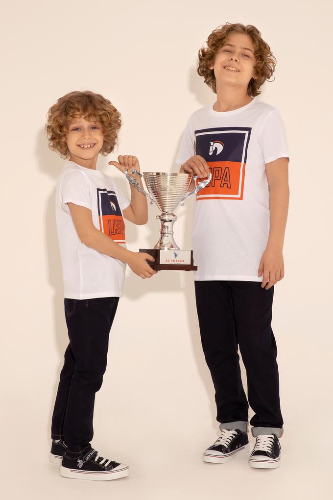 Erkek Çocuk Beyaz Bisiklet Yaka Tişört