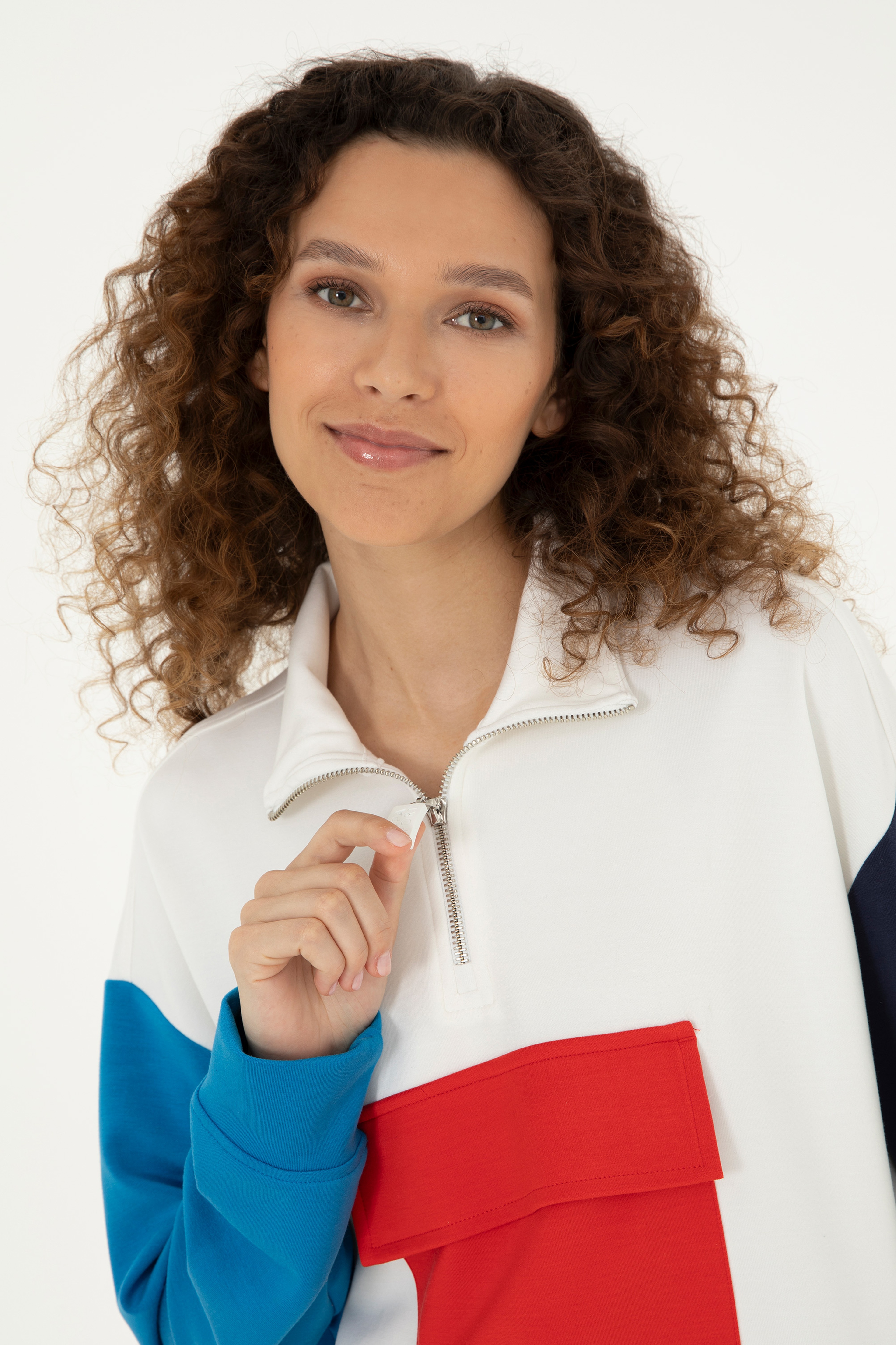 Kadın Beyaz Sweatshirt - Image 2