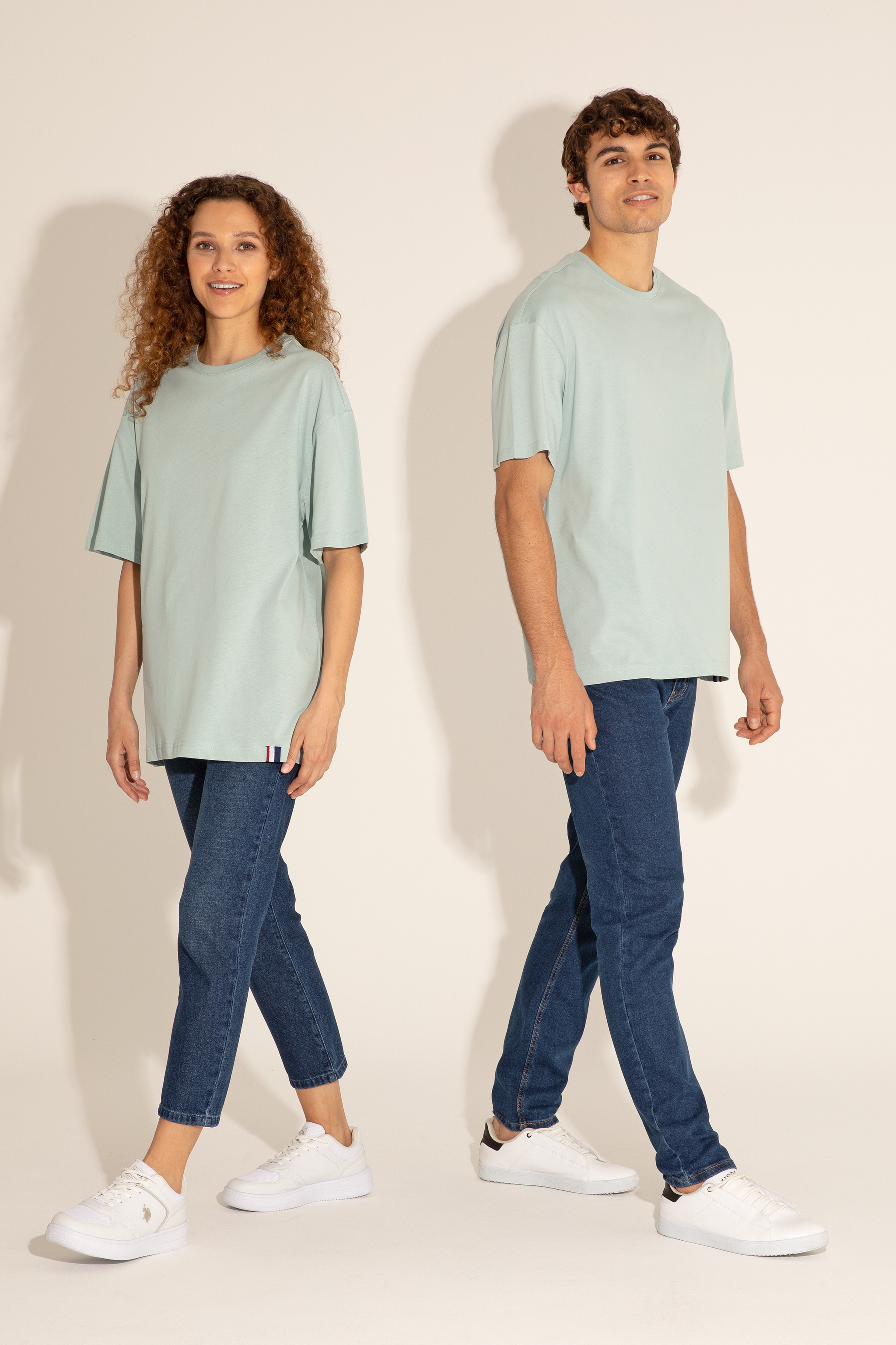 Erkek Comfort Fit Bisiklet Yaka Su Yeşili Tişört - Image 1