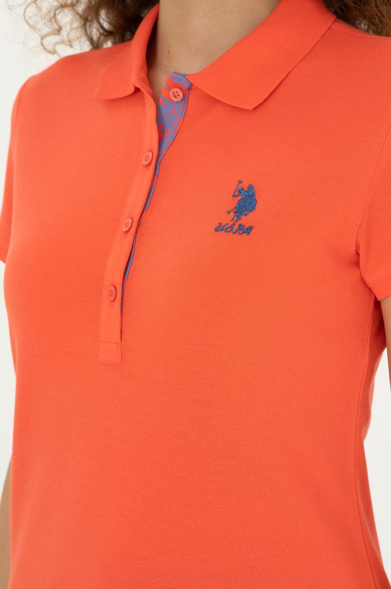 Kadın Nar Çiçeği Basic Polo Yaka Tişört