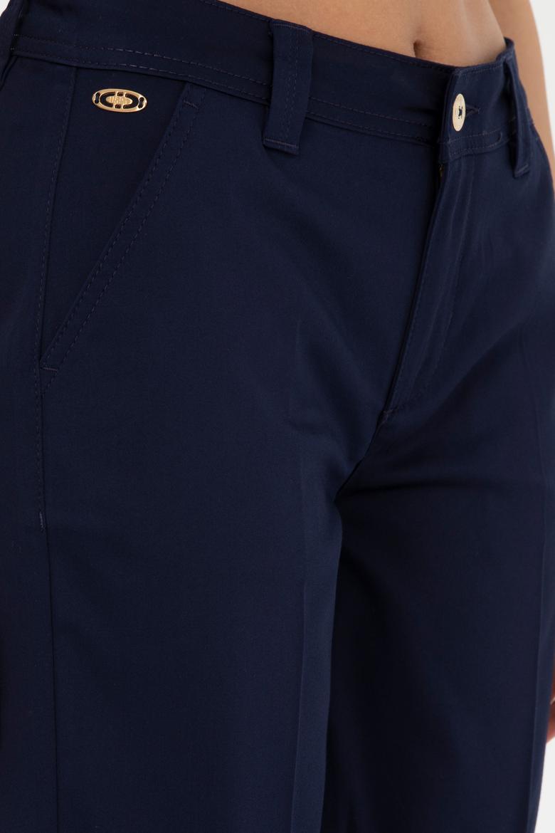 Kadın Lacivert Dokuma Şort - 50281722001