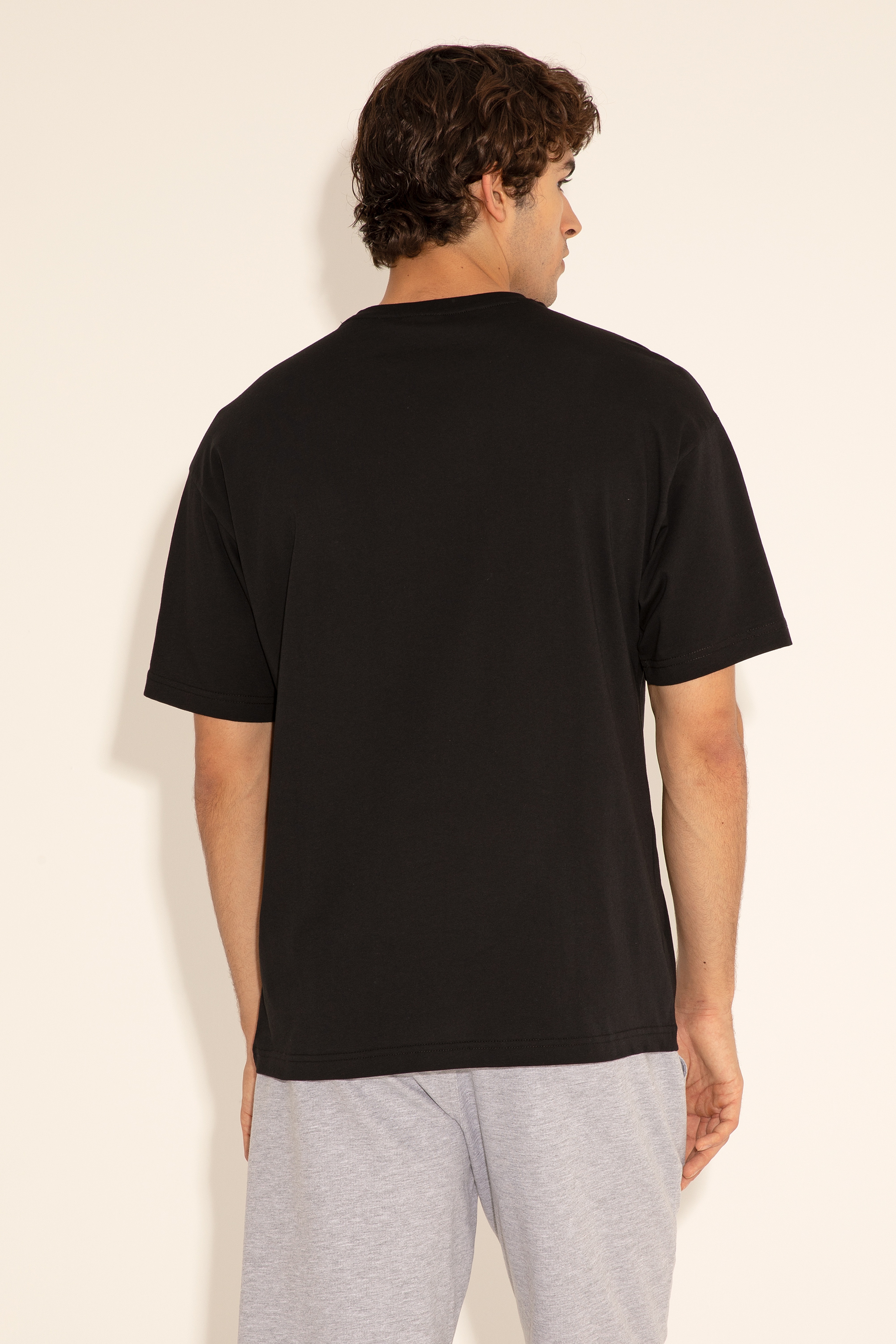 Erkek Comfort Fit Bisiklet Yaka Siyah Tişört - Image 6