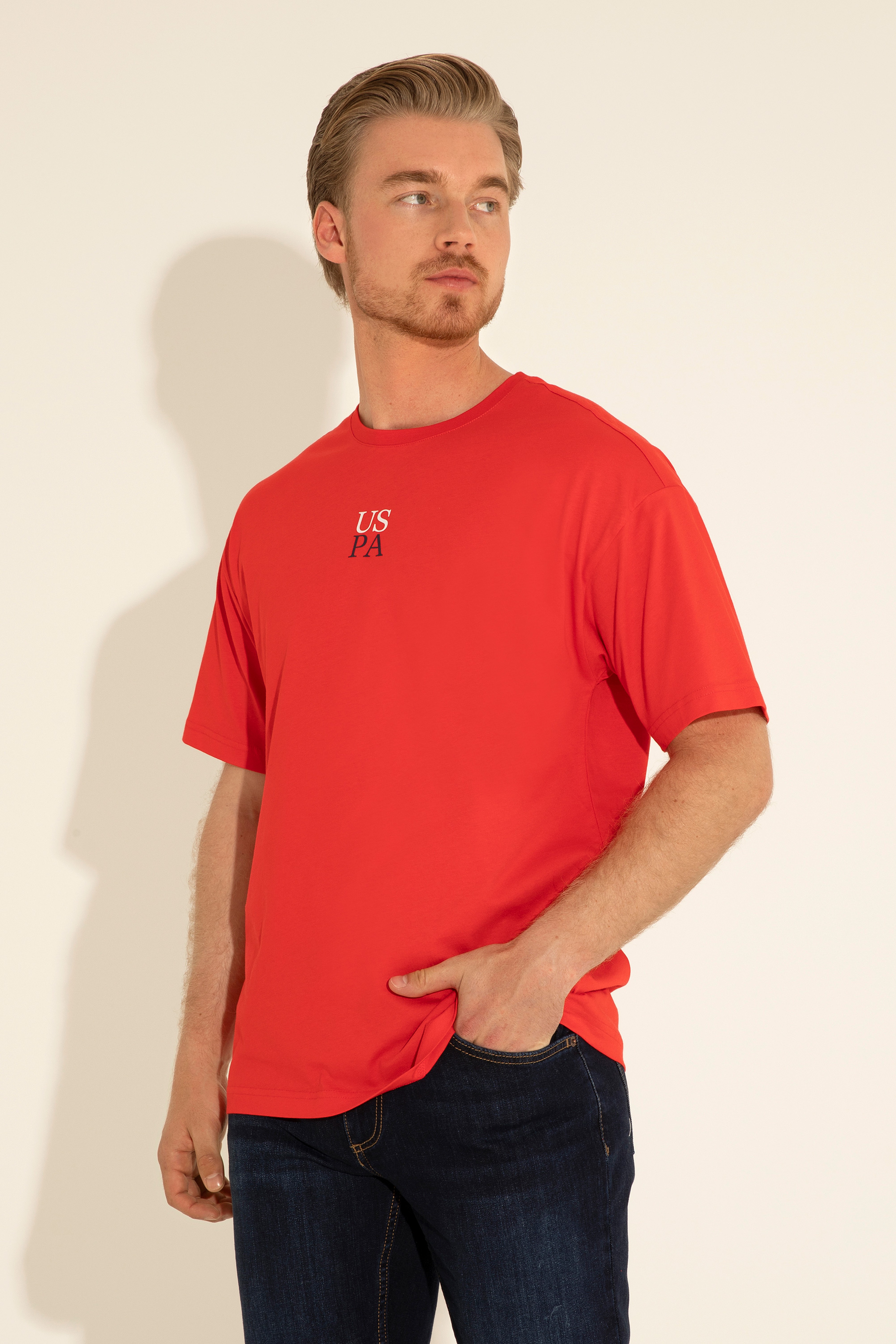 Erkek Comfort Fit Bisiklet Yaka Kırmızı Tişört - Image 2
