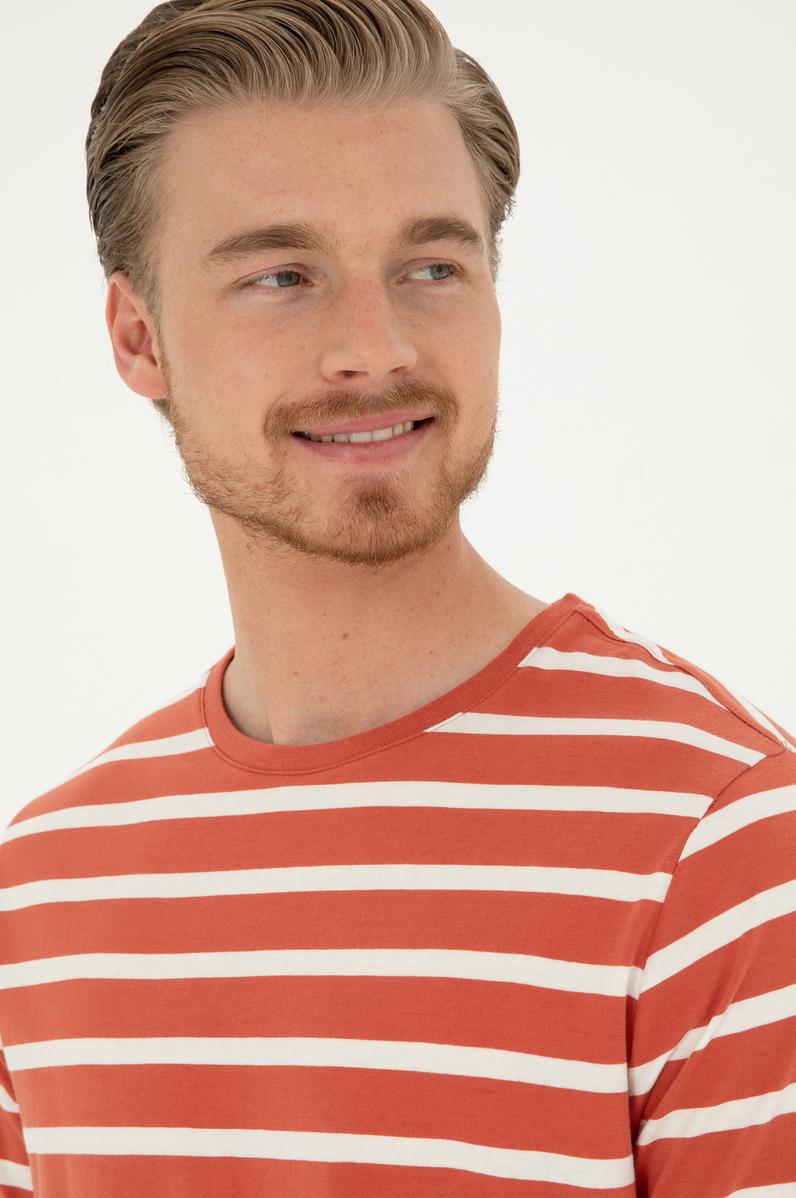 Erkek Regular Fit Bisiklet Yaka Pudra Tişört