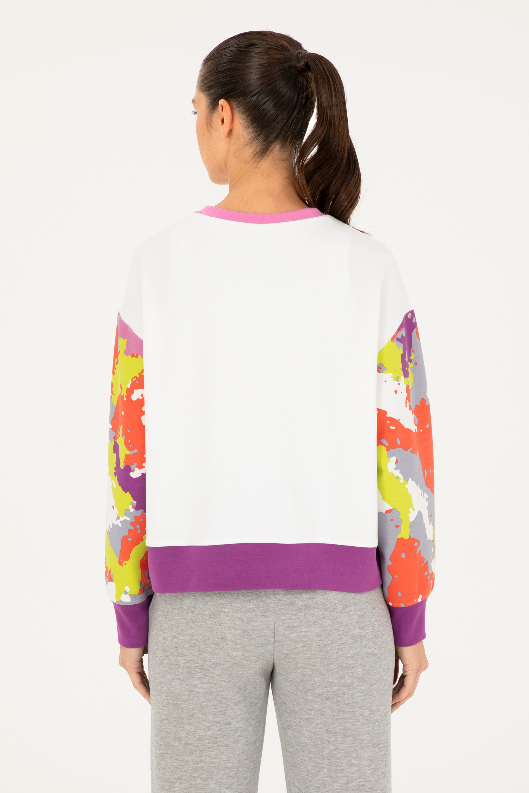 Kadın Beyaz Sweatshirt