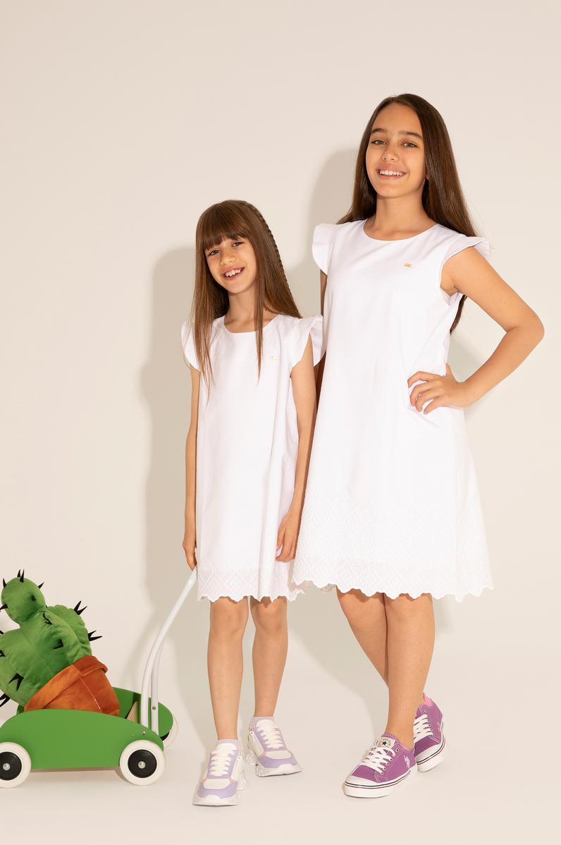 Kız Çocuk Beyaz Kolsuz Dokuma Elbise
