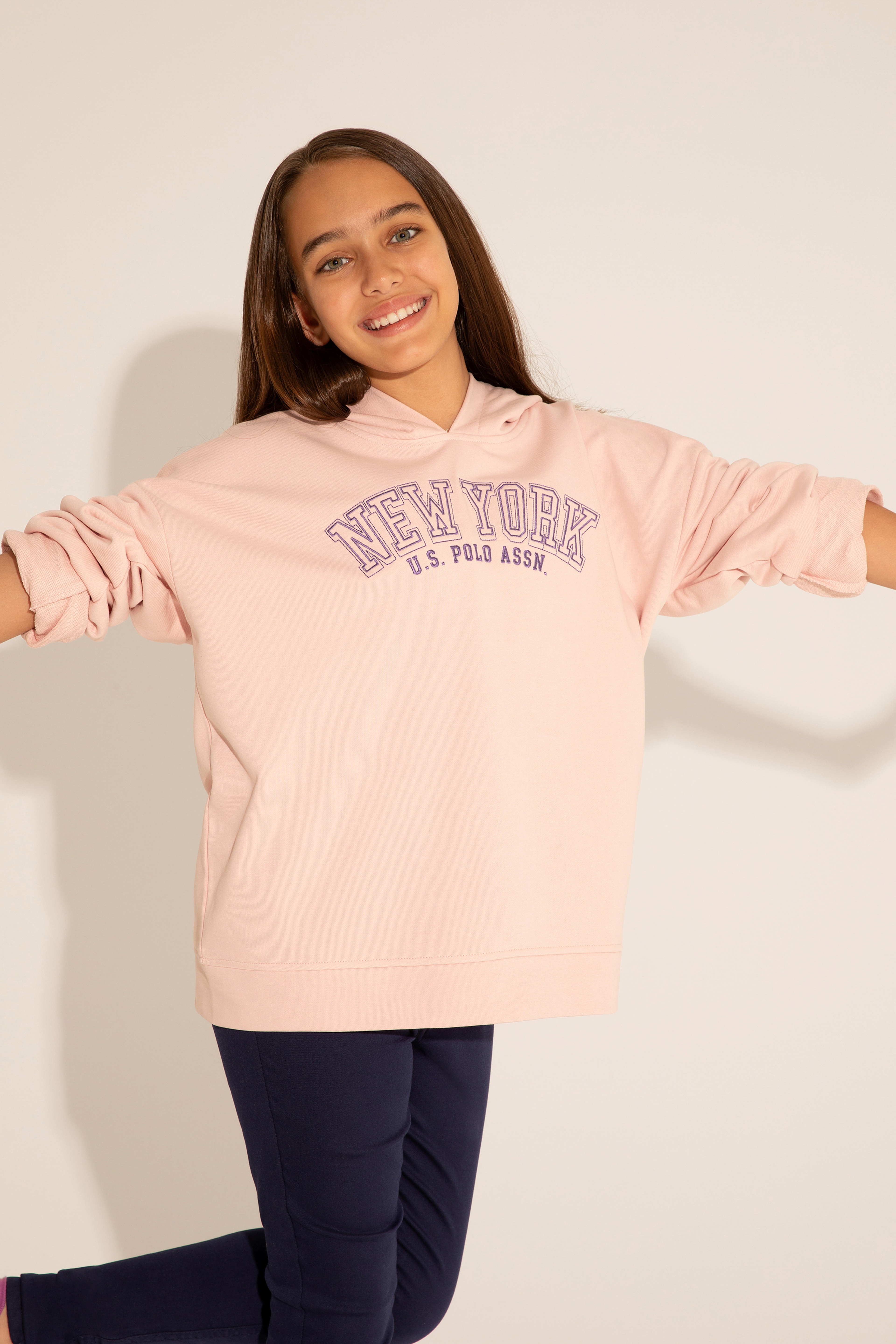 Kız Çocuk Toz Pembe Kapüşonlu Sweatshirt - Image 1
