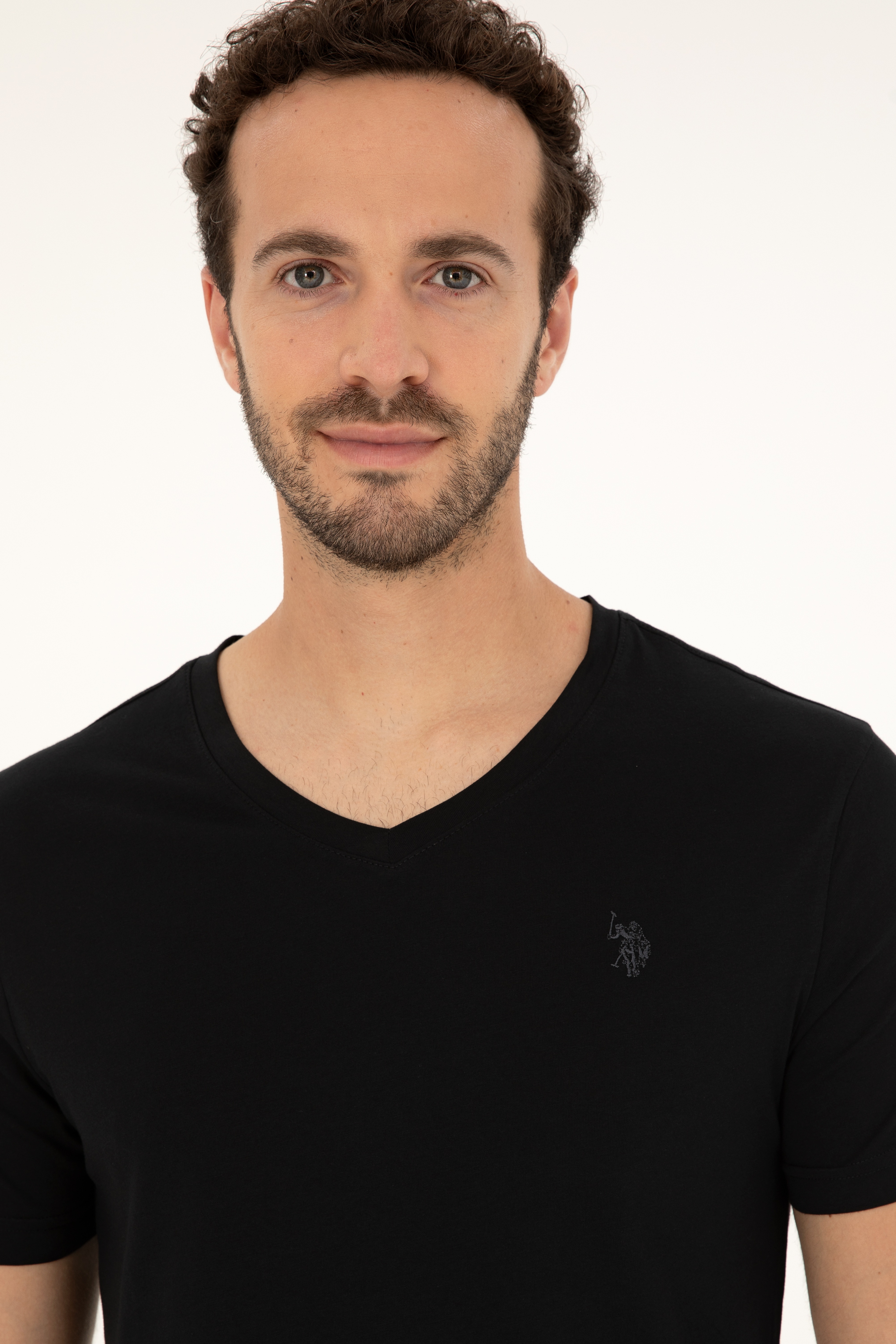 Erkek Slim Fit V Yaka Siyah Basic Tişört
