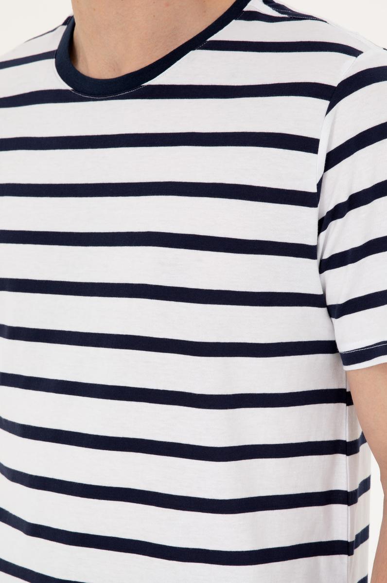 Erkek Regular Fit Bisiklet Yaka Beyaz Tişört